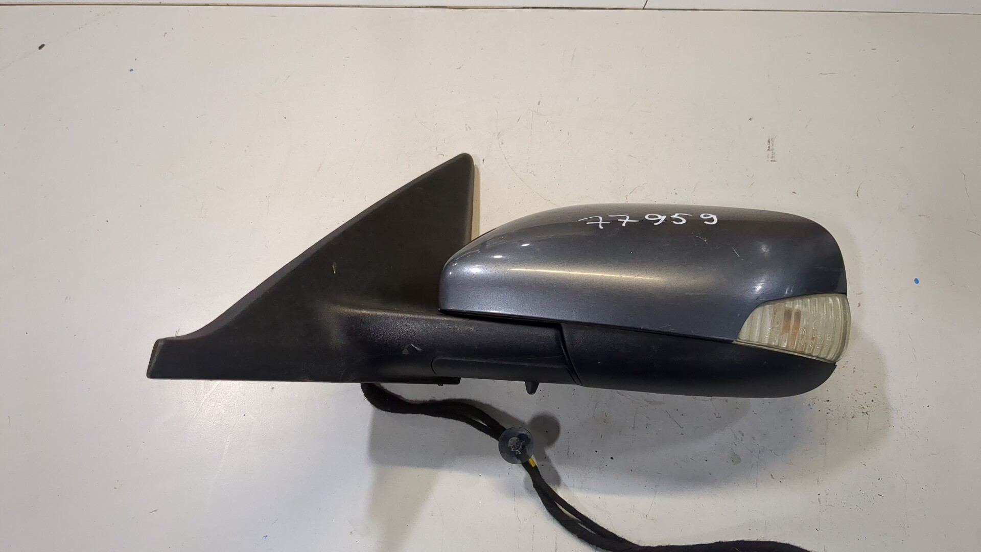 Зеркало левое электрическое