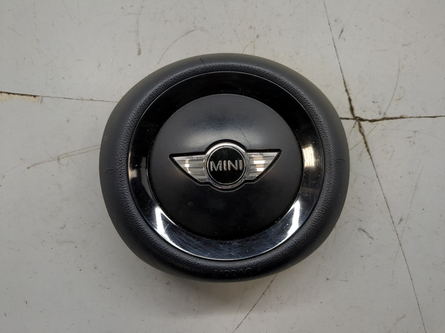 Подушка безопасности в рулевое колесо