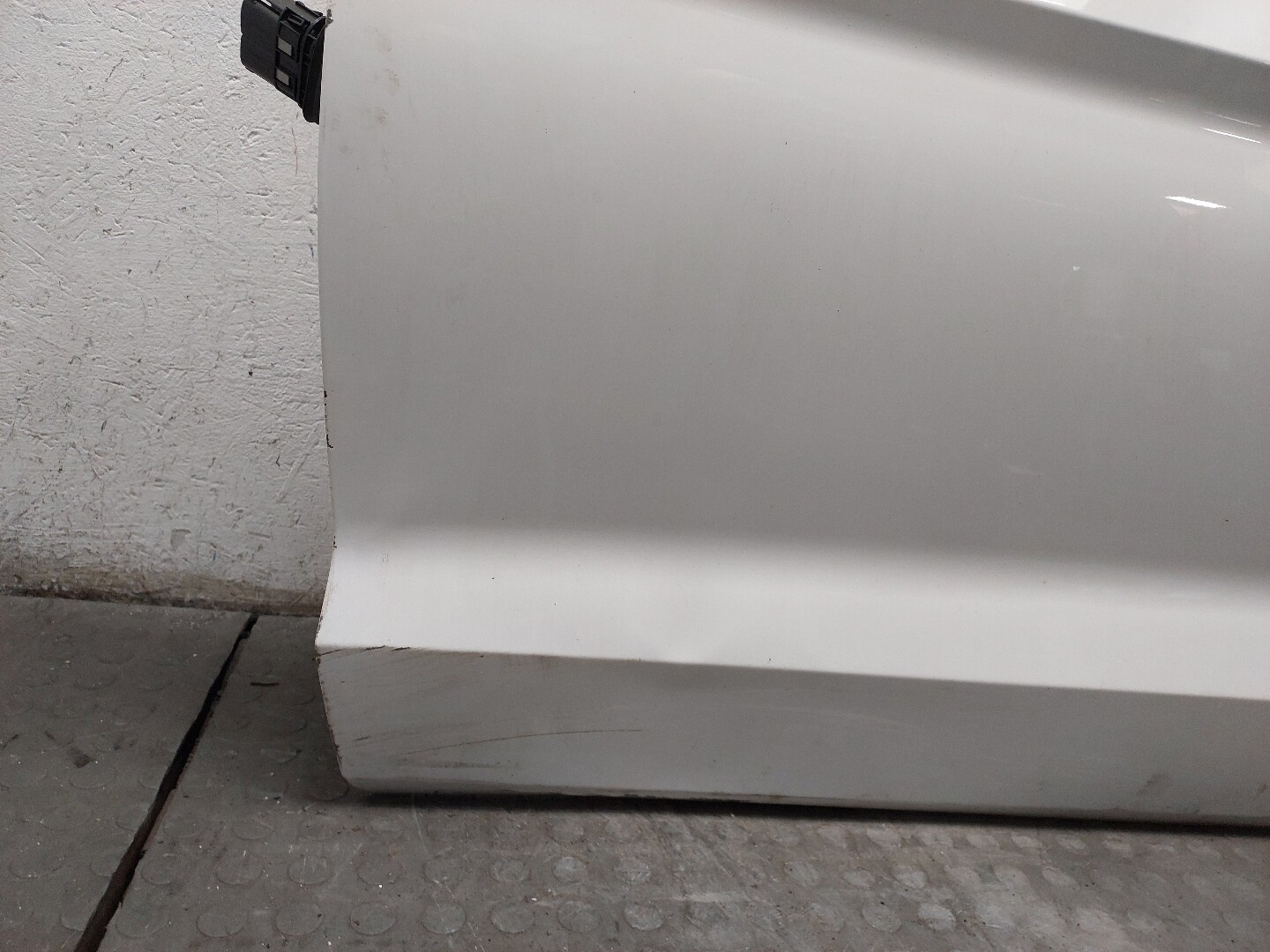 Дверь передняя левая