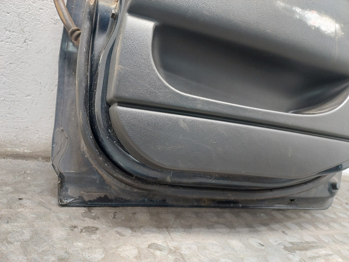 Дверь задняя правая