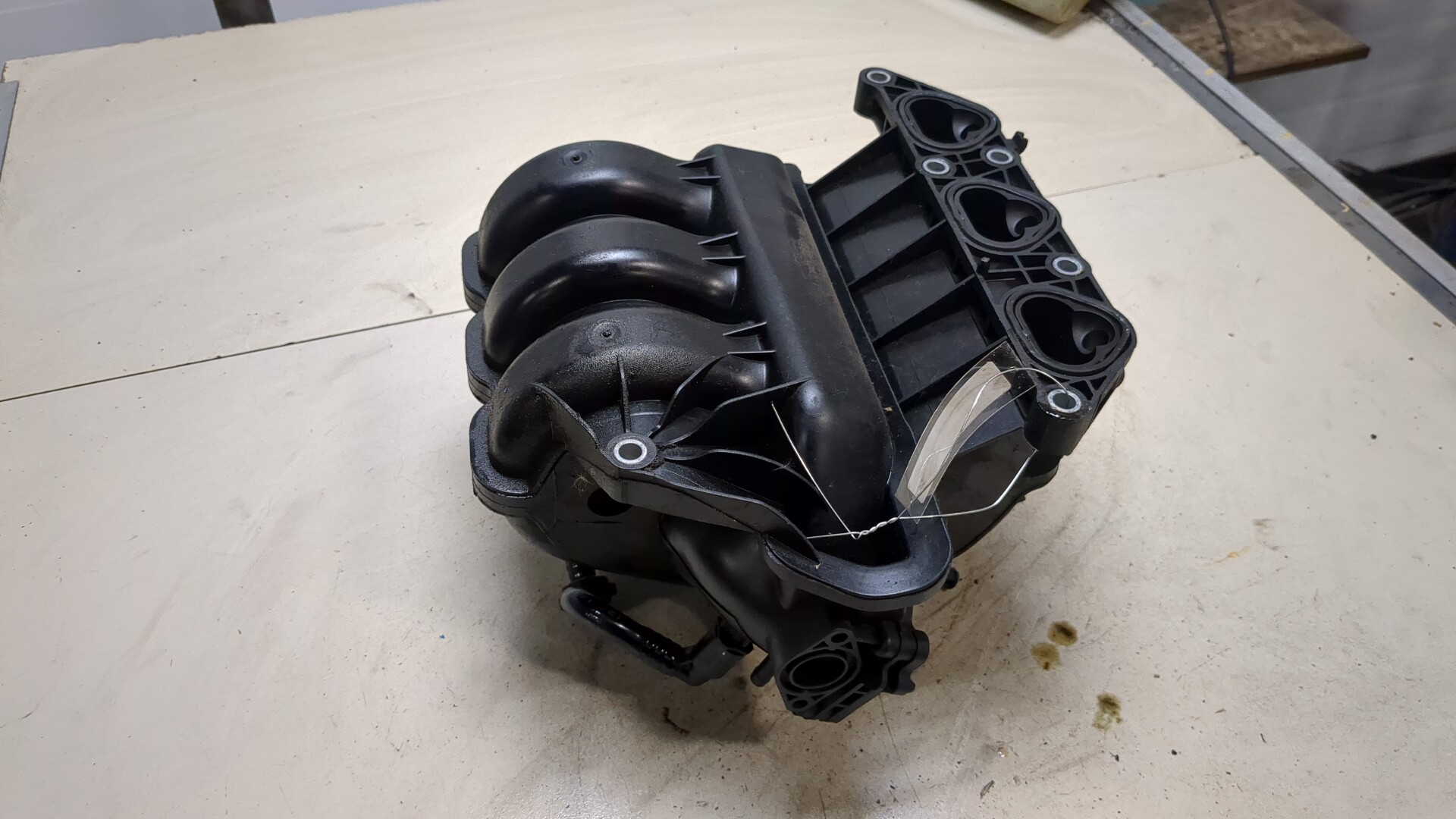 Коллектор впускной