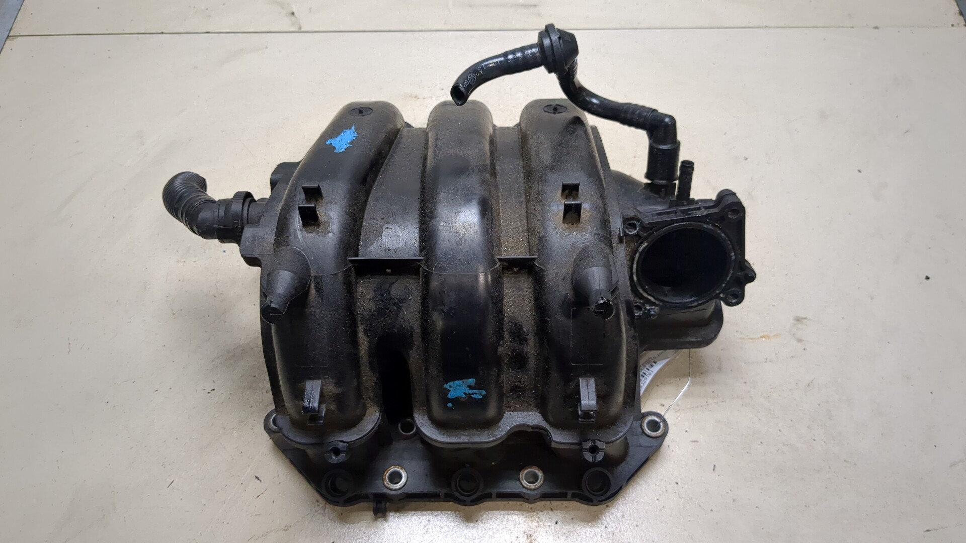 Коллектор впускной