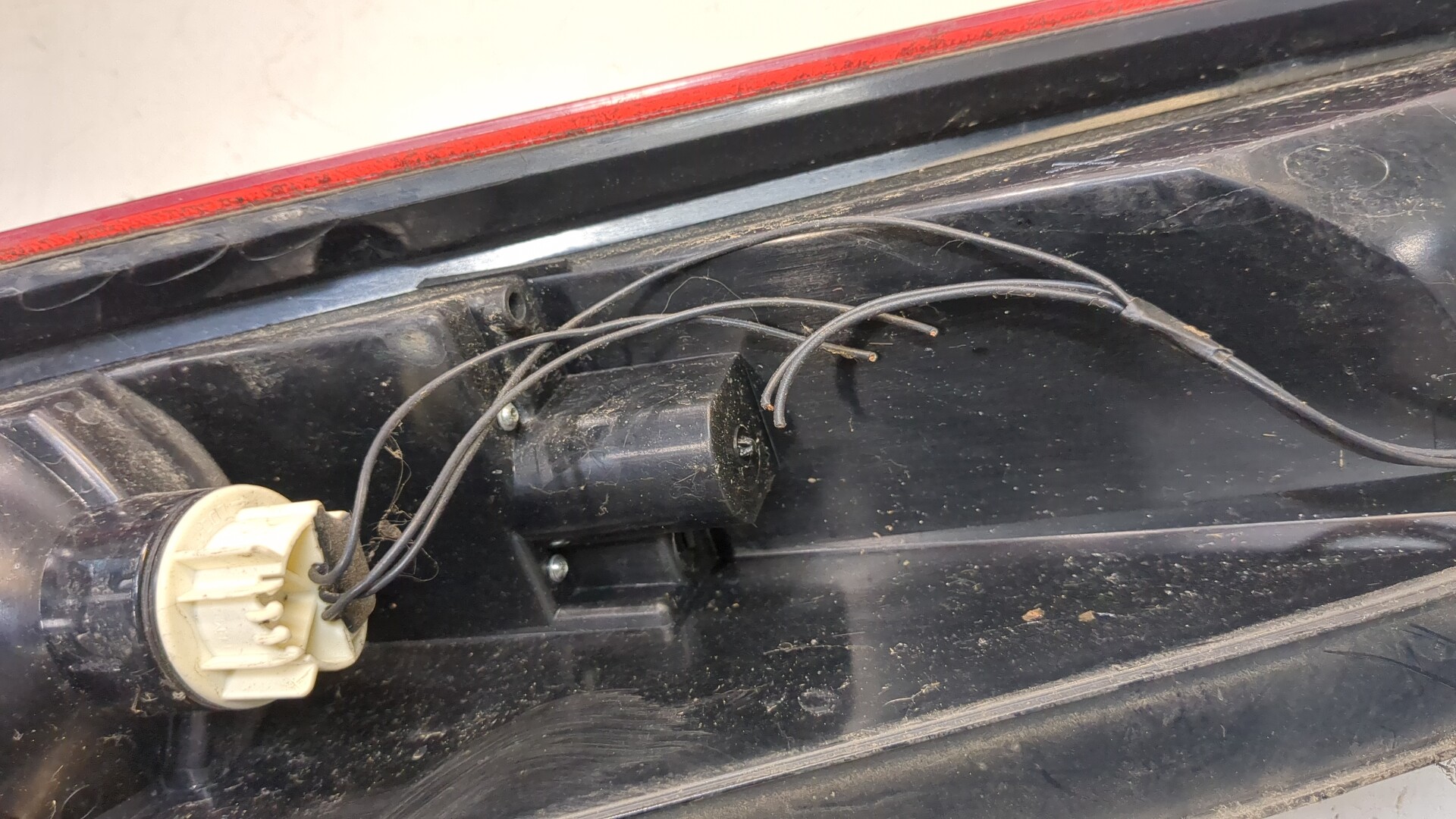 Фонарь задний правый