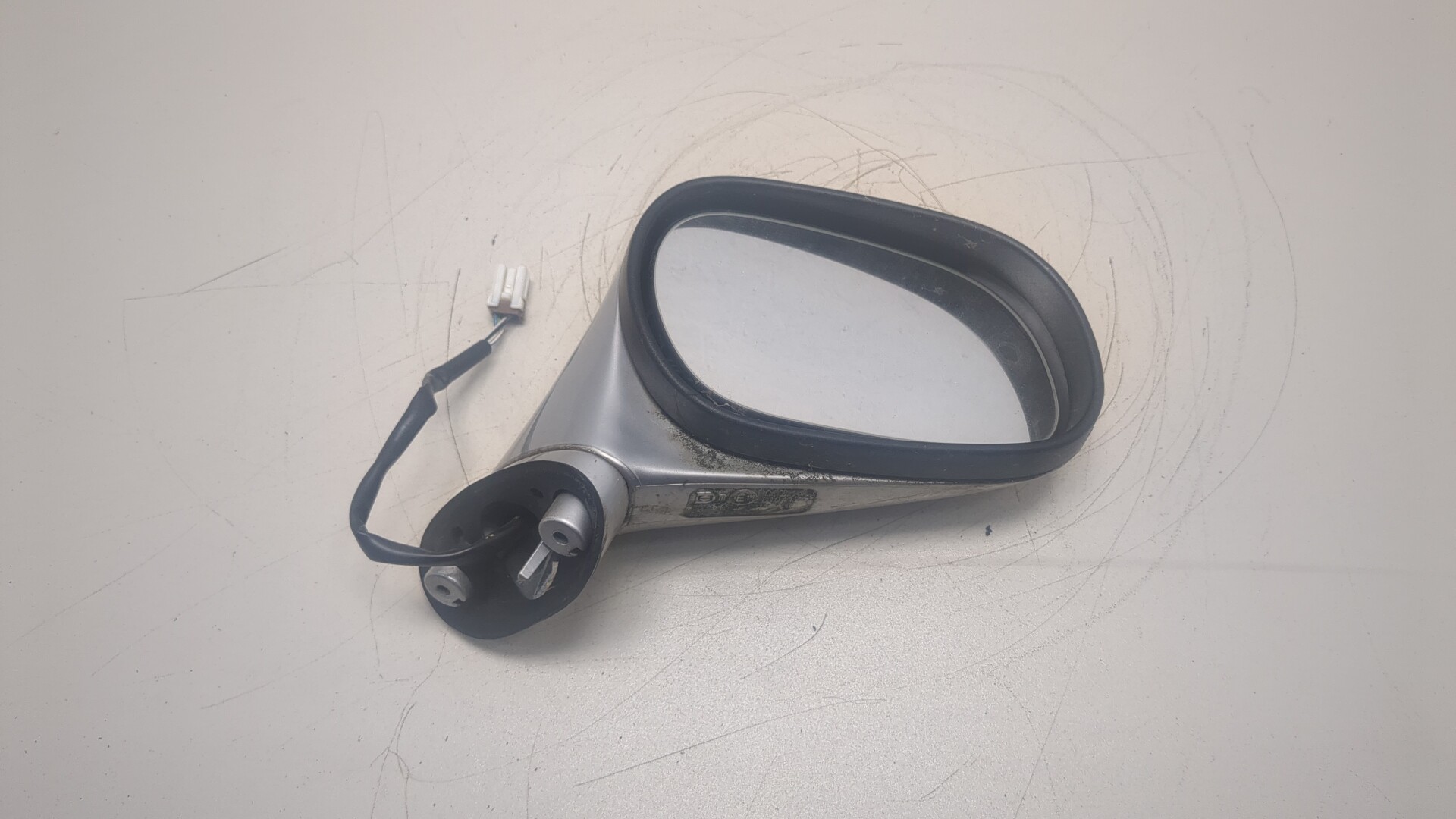 Зеркало правое электрическое