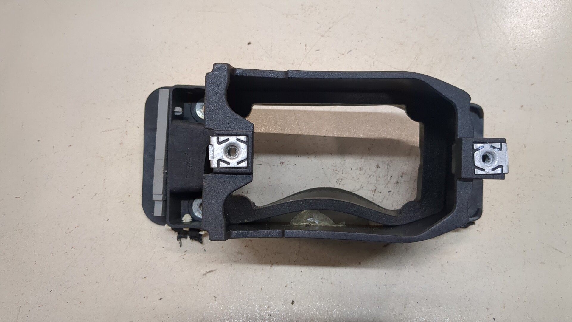 Кронштейн (сопут. товар)