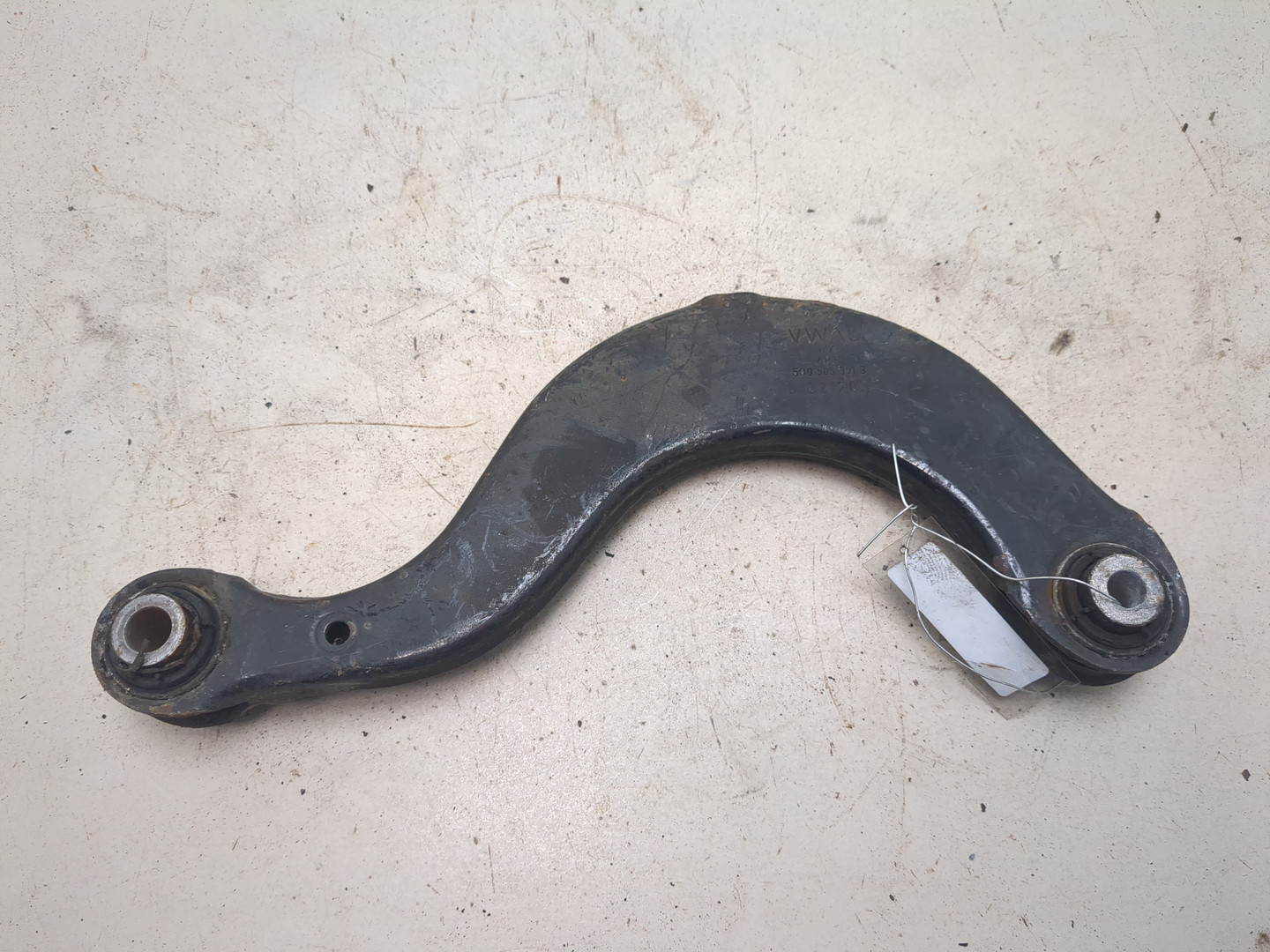 Рычаг задний