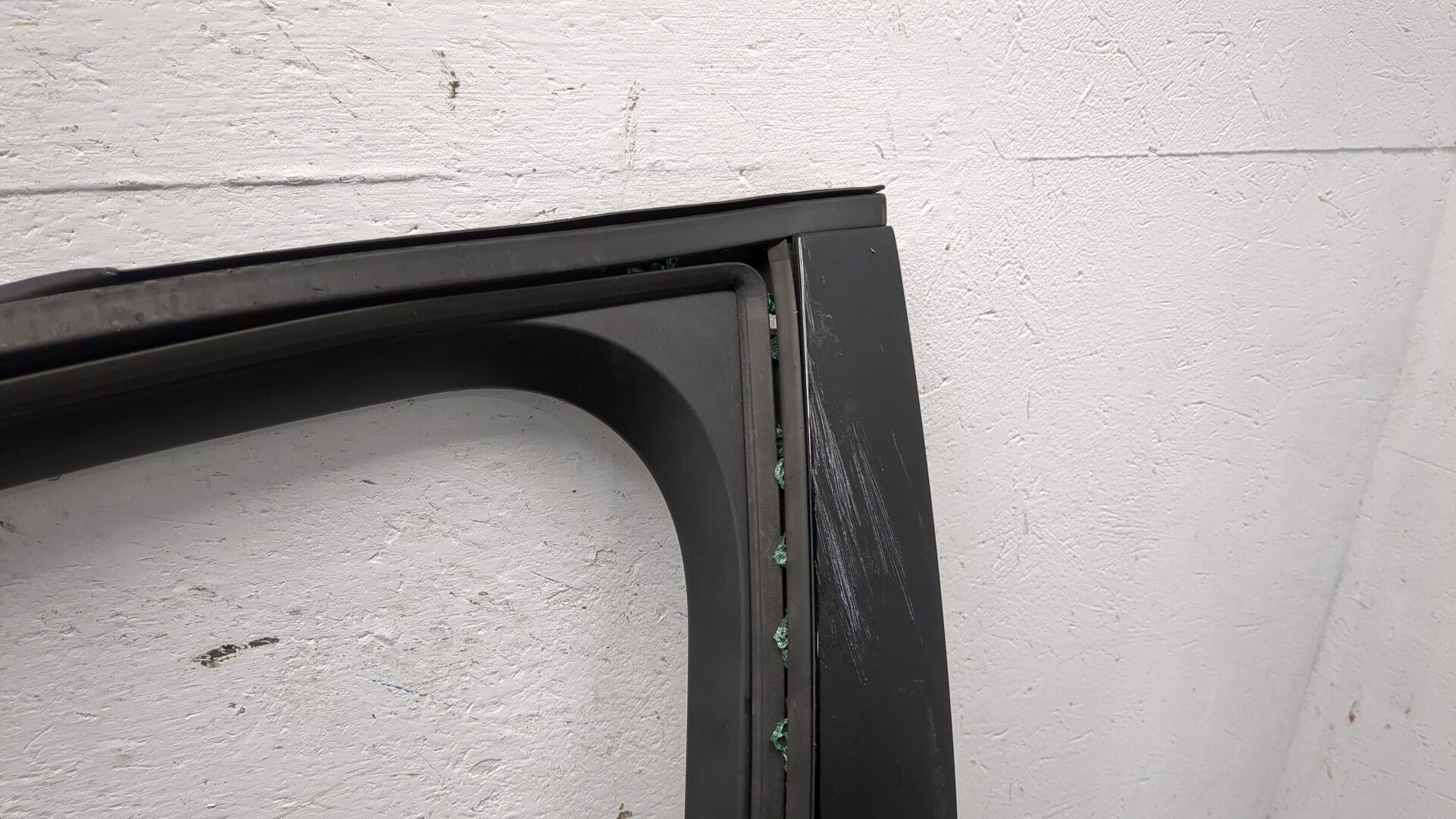 Дверь передняя левая