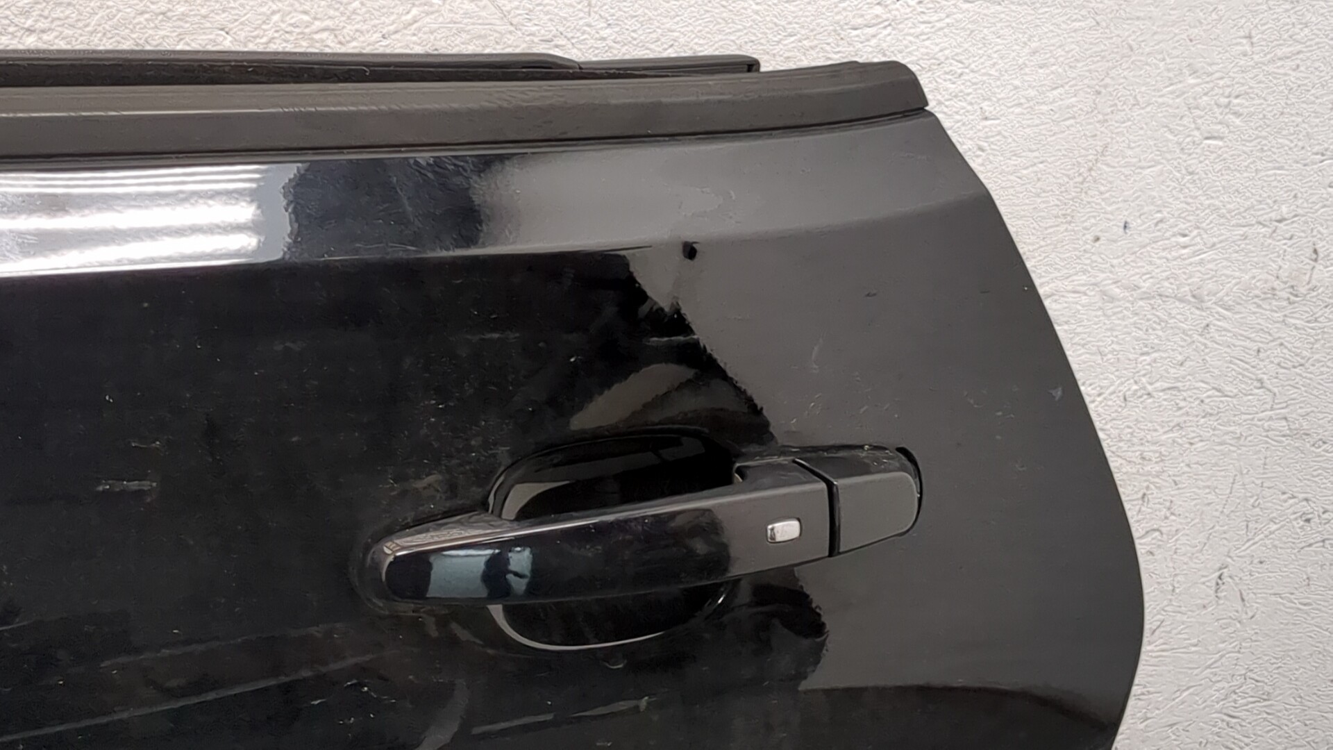 Дверь передняя левая