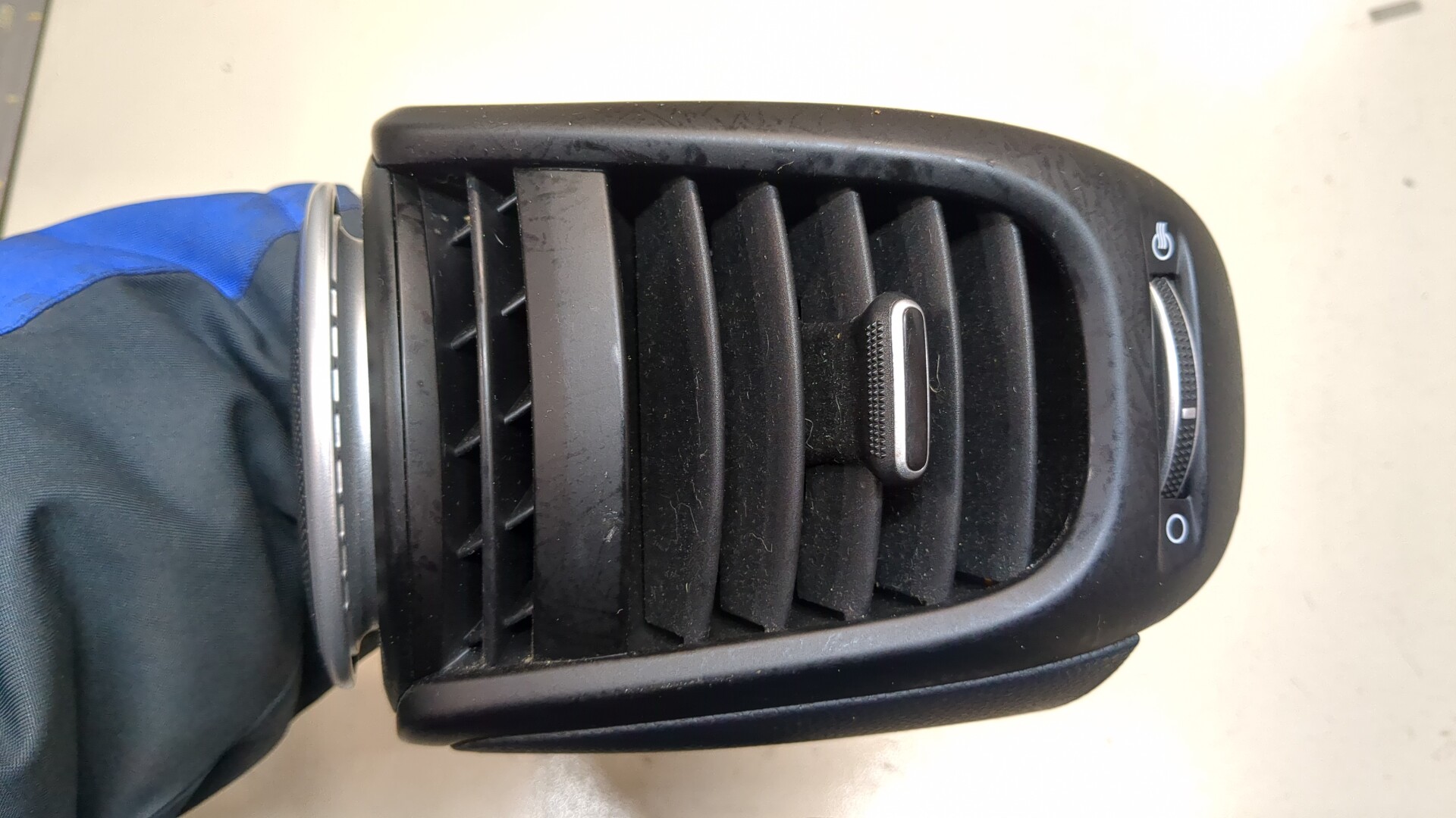 Дефлектор воздушный