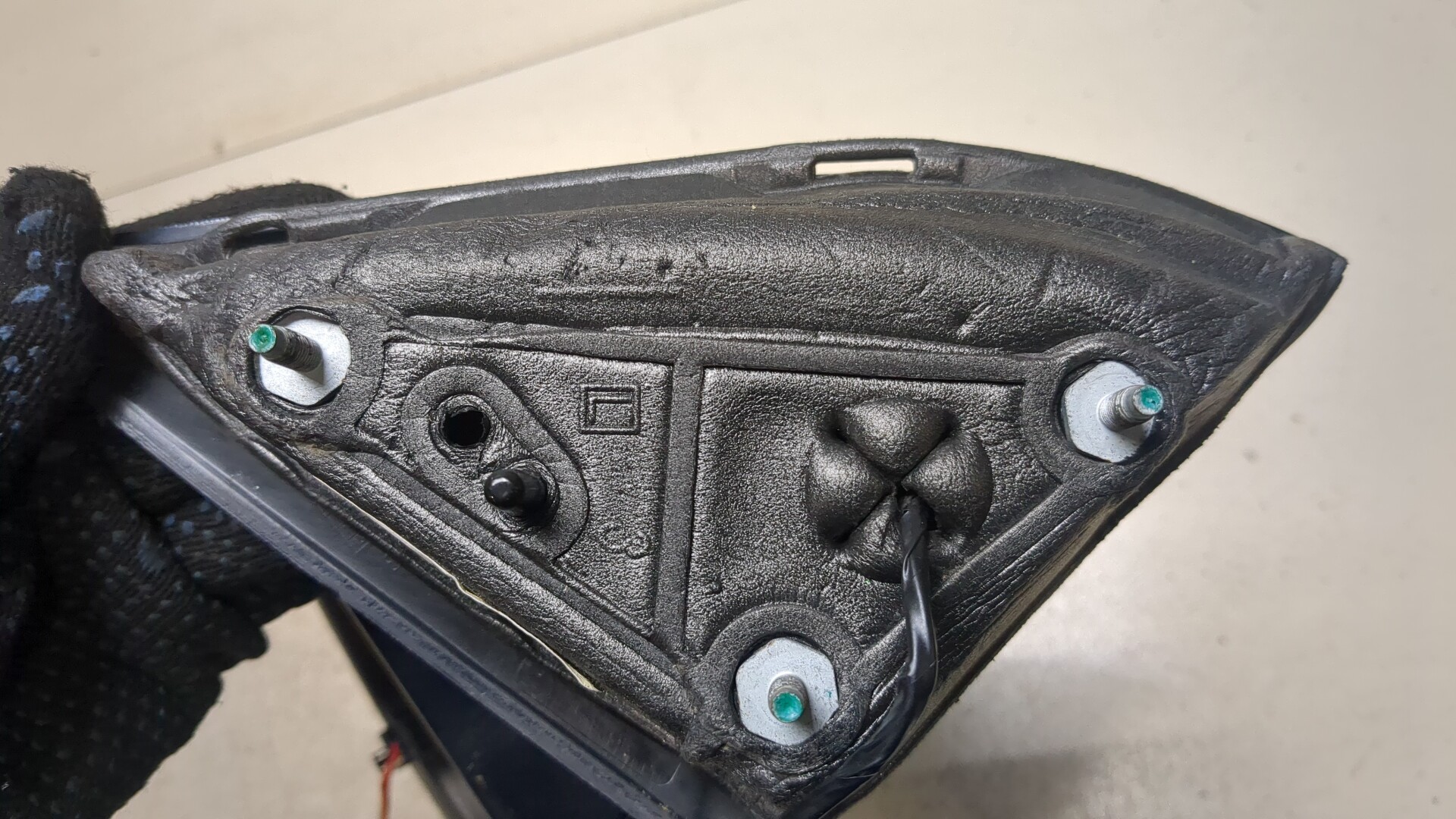 Зеркало левое электрическое