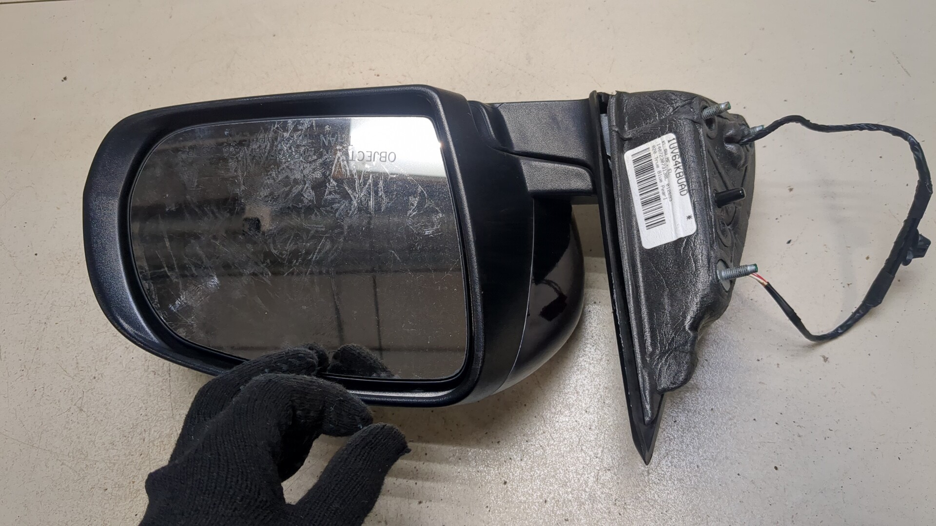 Зеркало правое электрическое