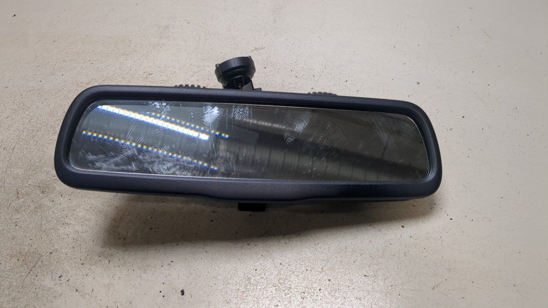 Зеркало заднего вида