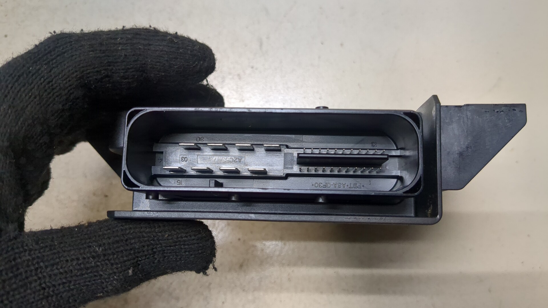 Блок управления парковочным тормозом