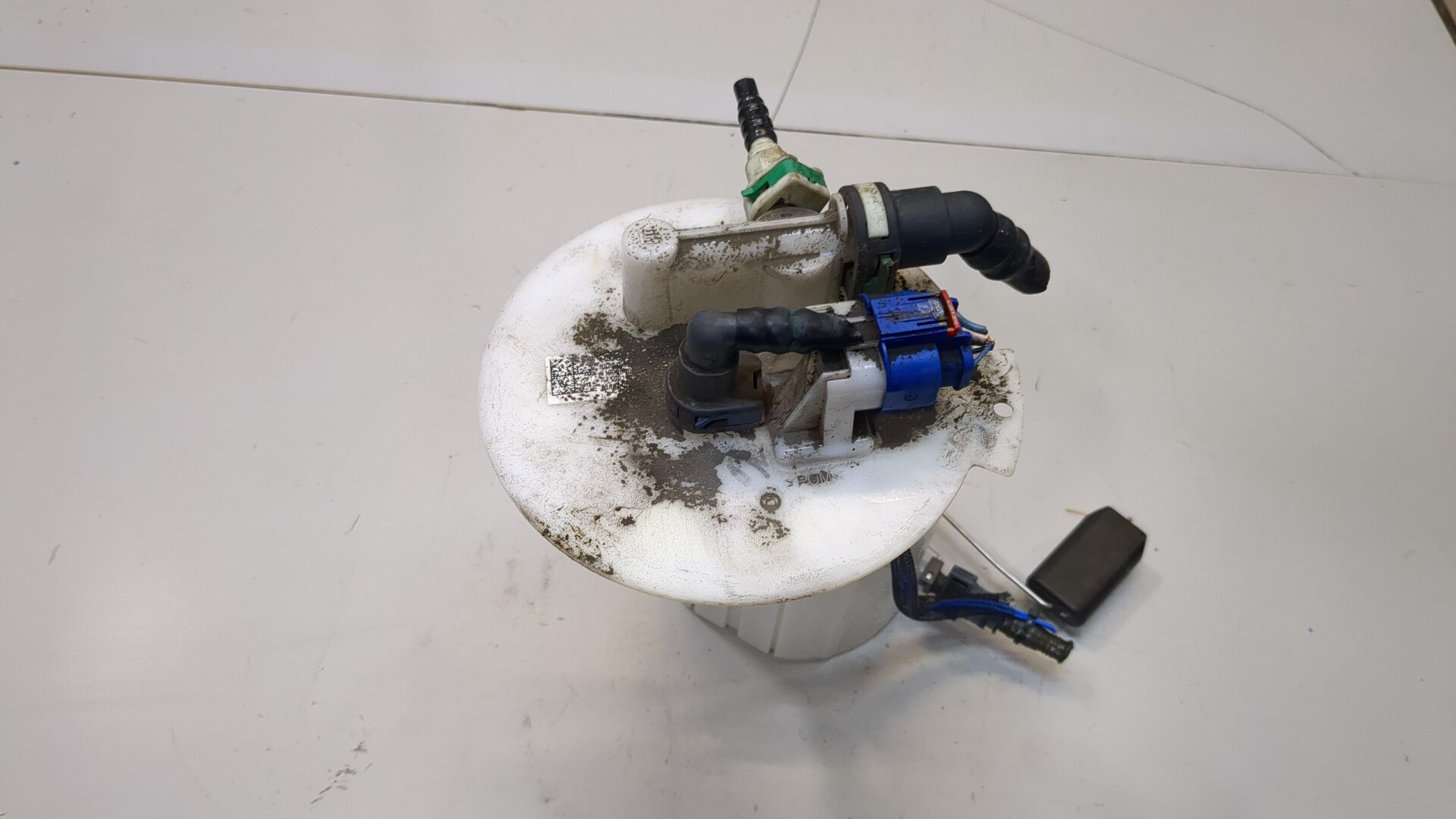 Насос топливный электрический