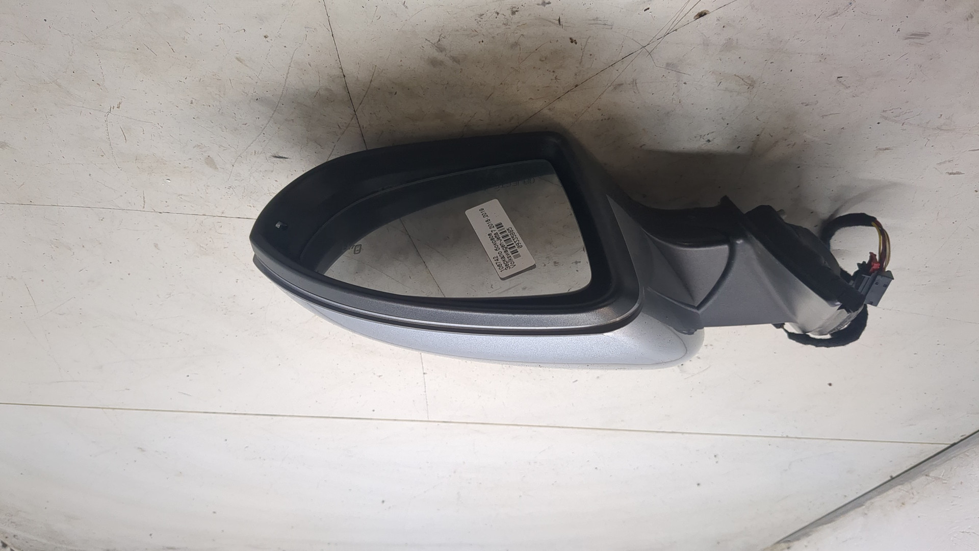 Зеркало правое электрическое