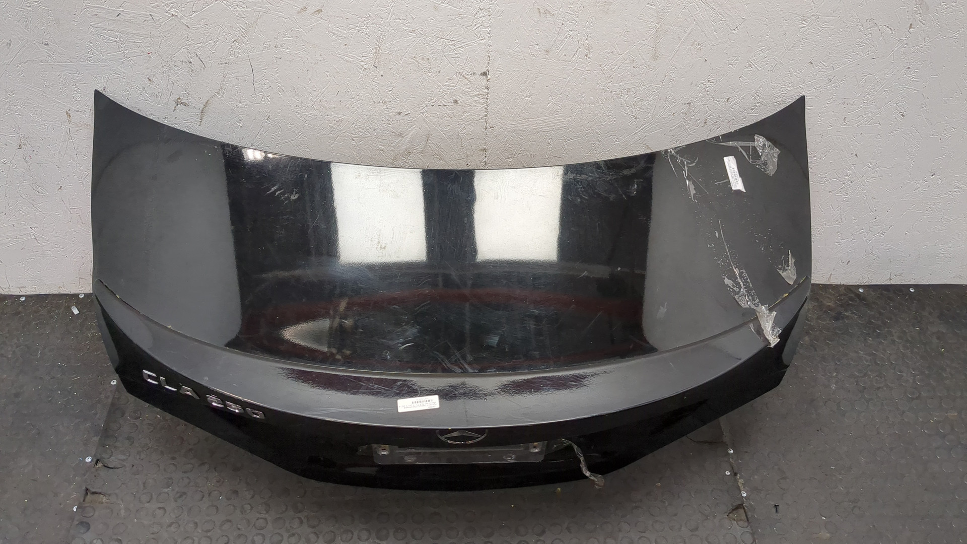 Дверь багажника