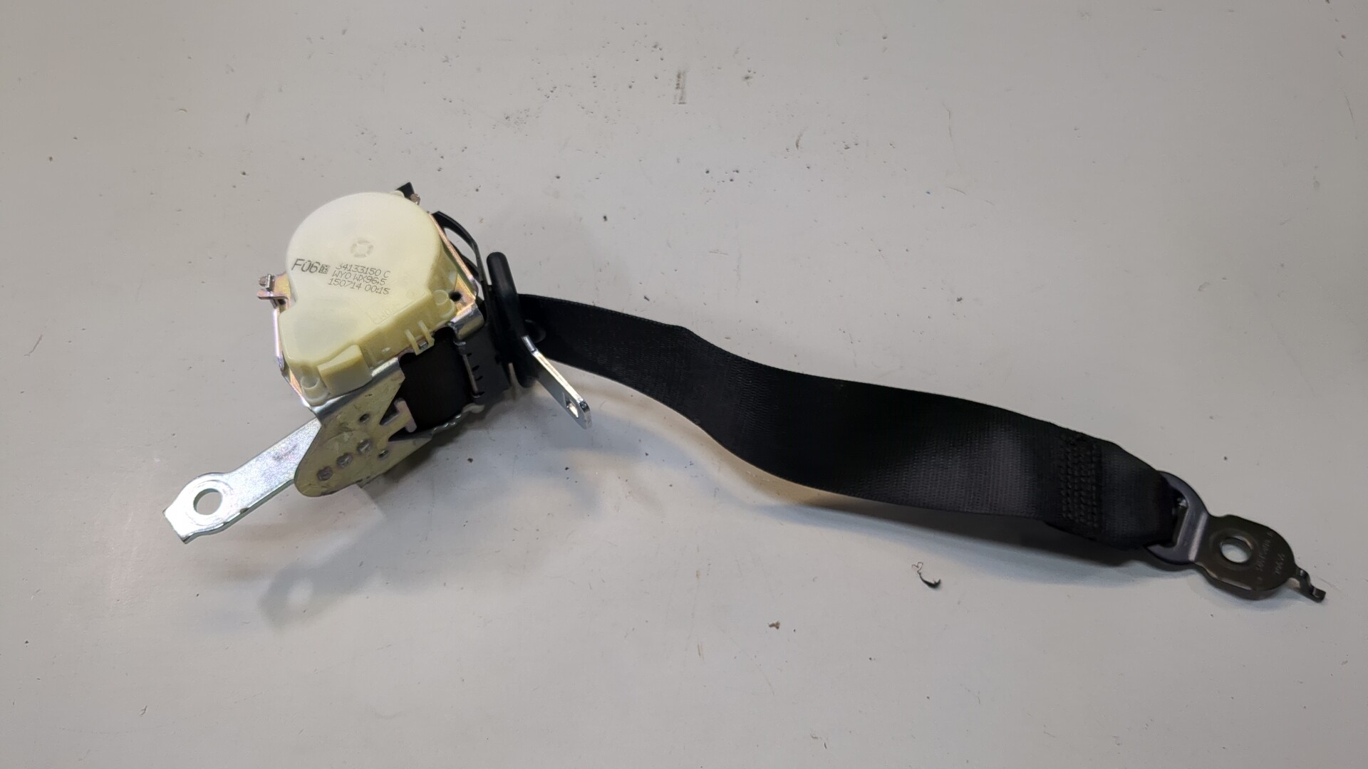 Ремень безопасности