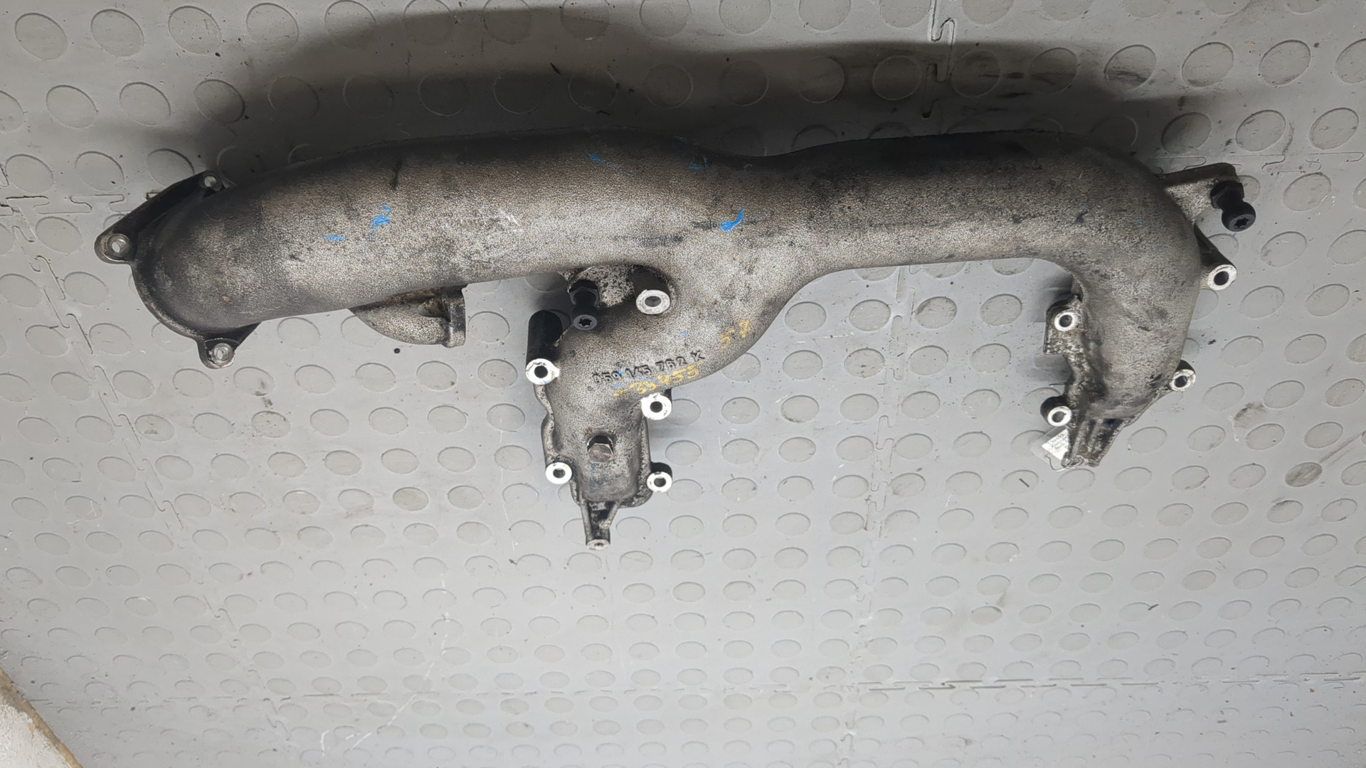 Коллектор впускной