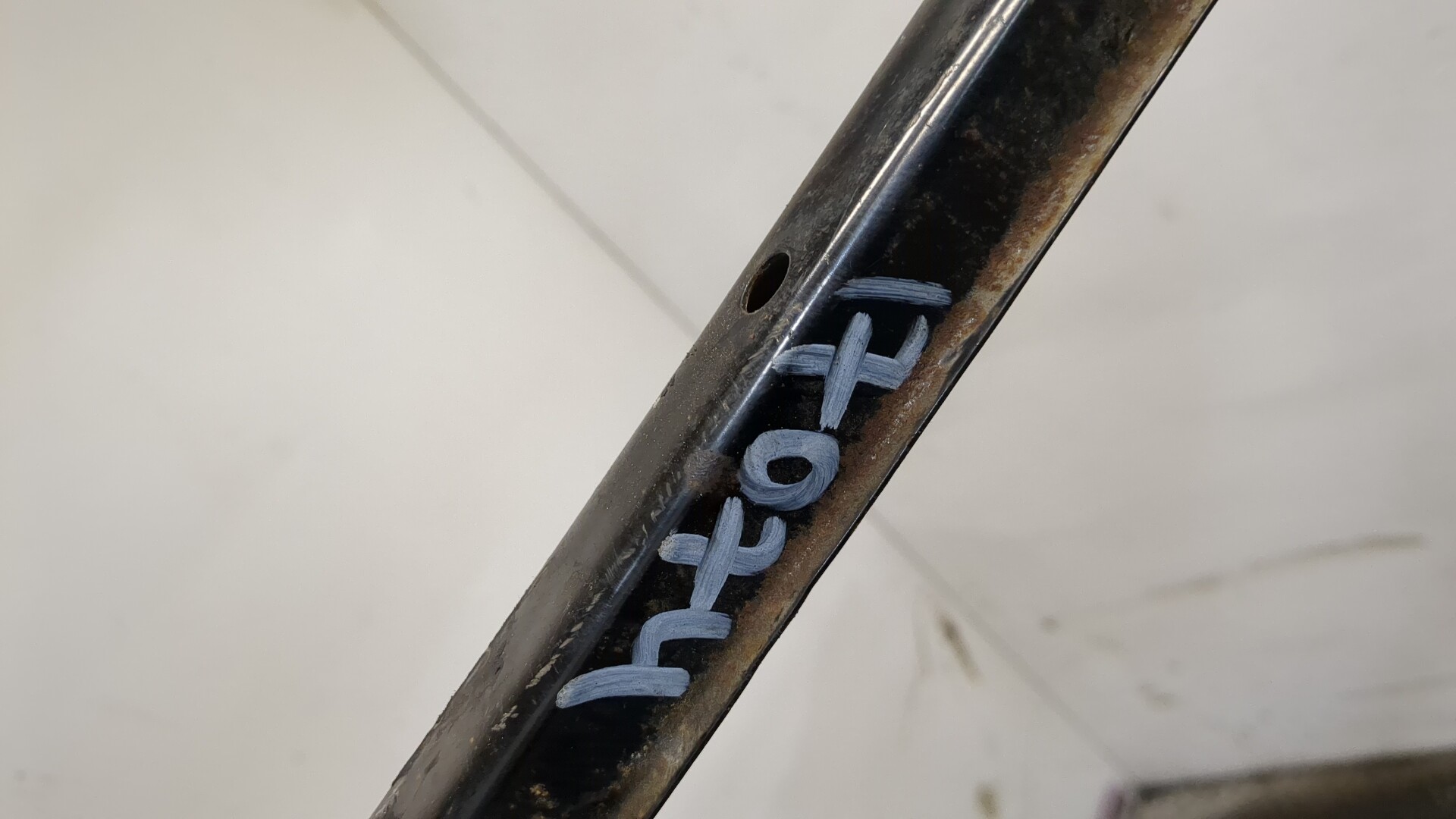 Балка подрадиаторная