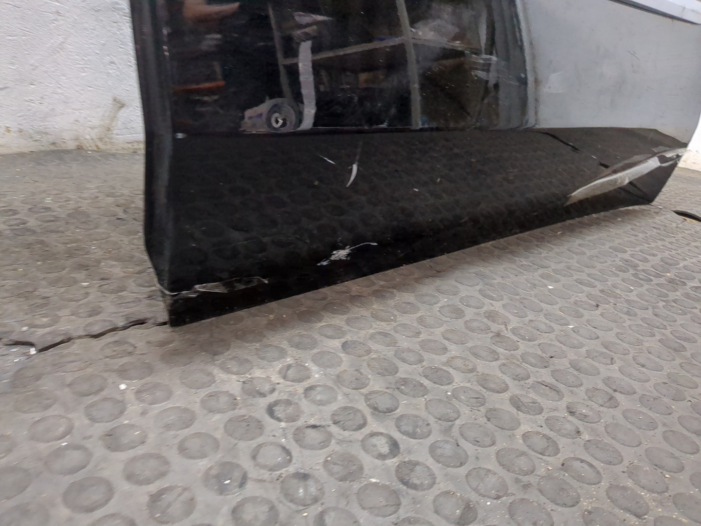 Дверь задняя левая