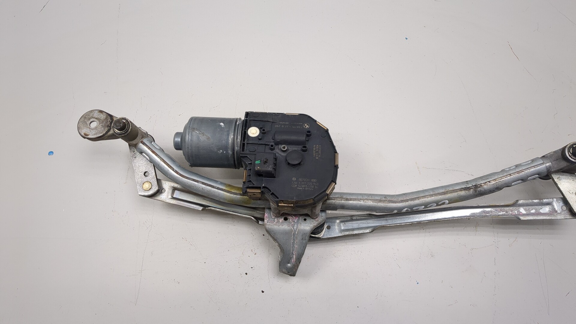 Трапеция стеклоочистителей