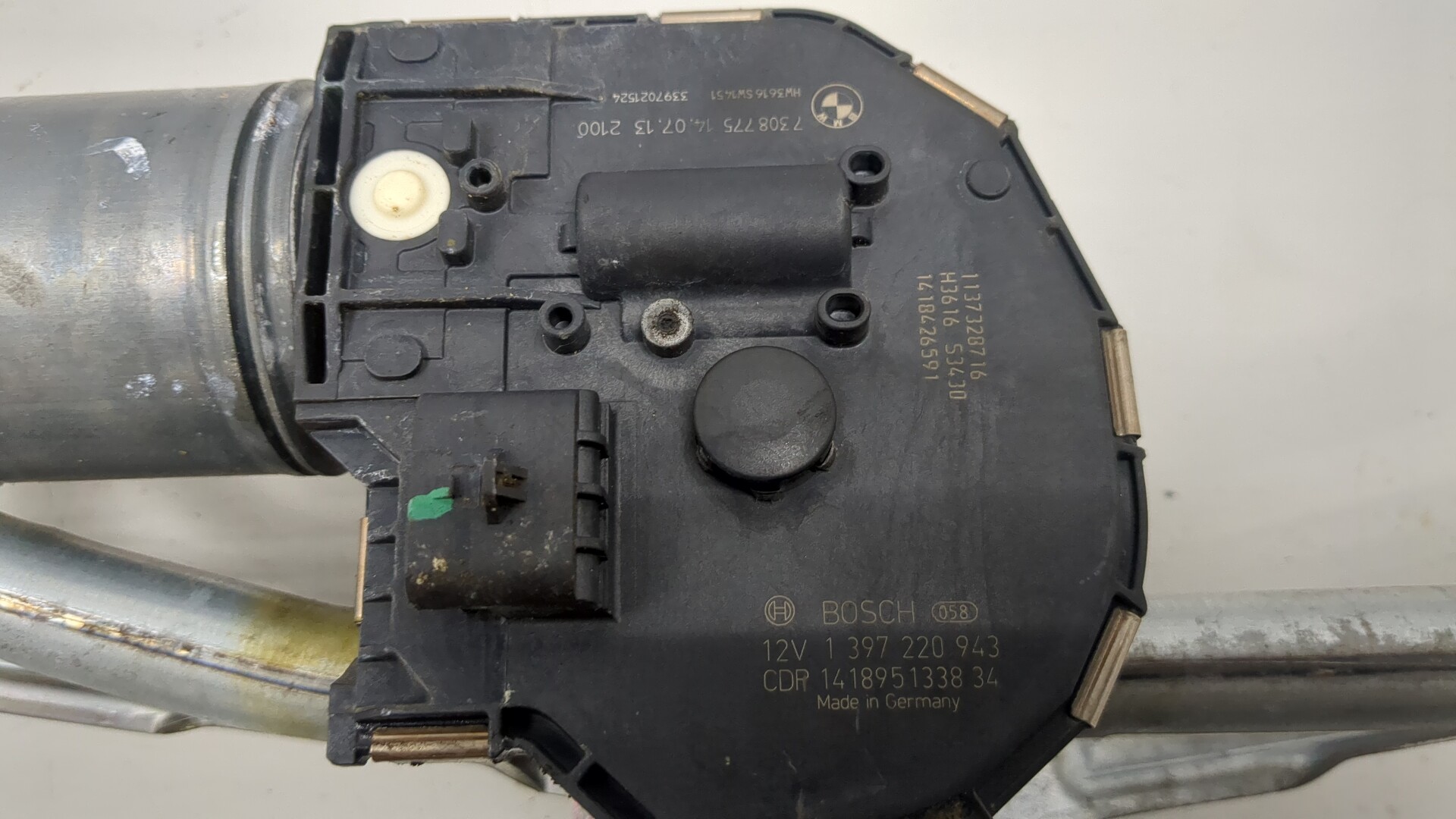 Трапеция стеклоочистителей