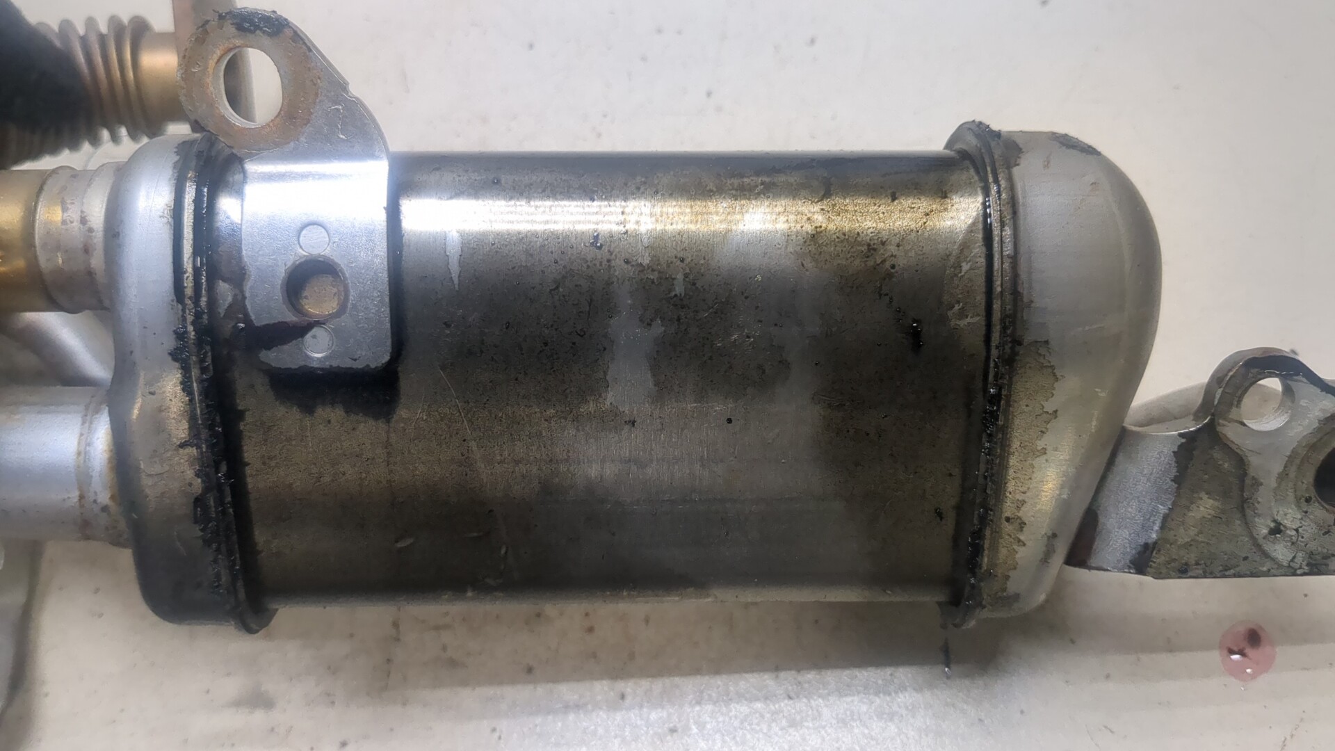 Тройник вентиляции картерных газов