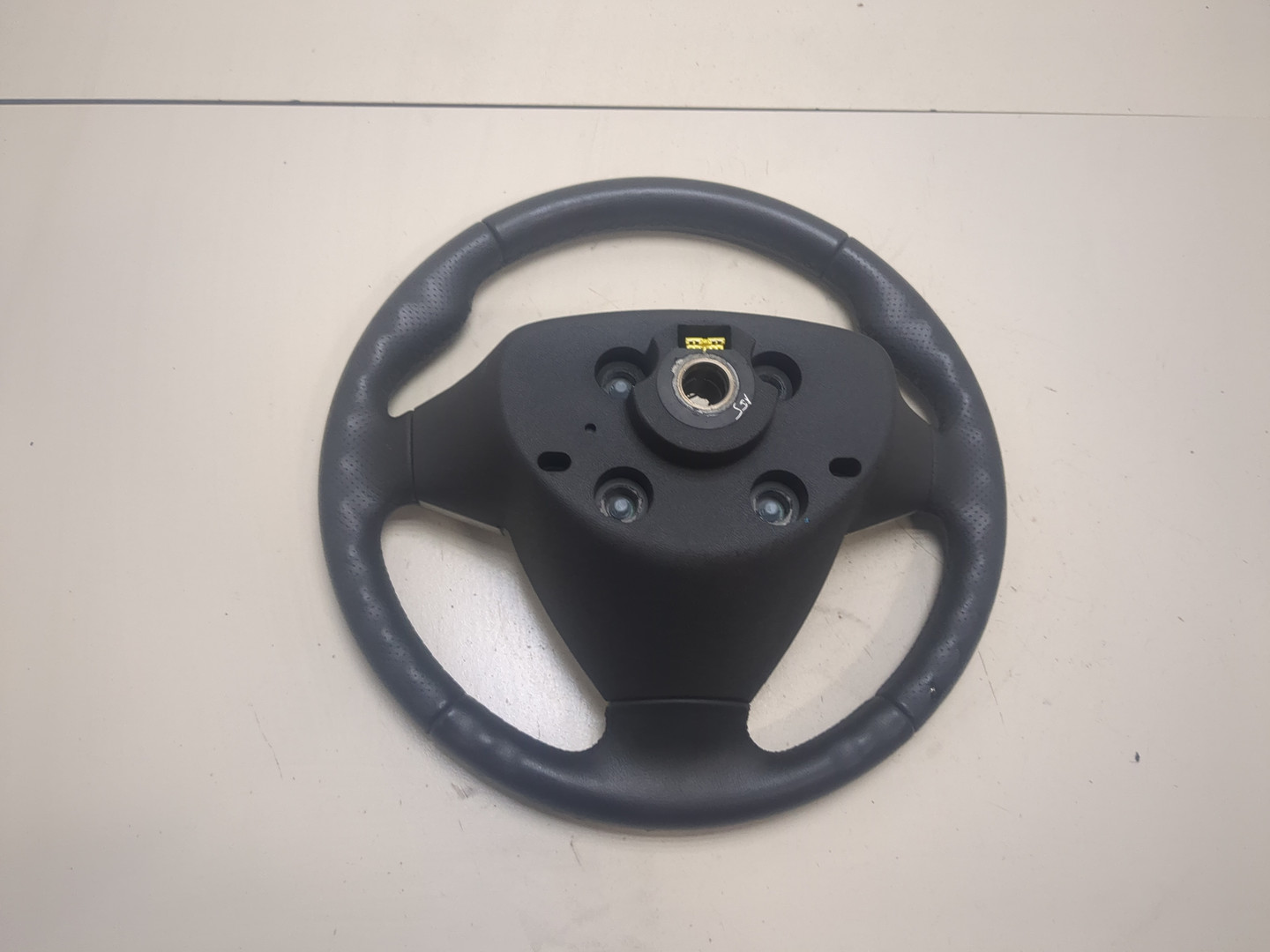 Рулевое колесо (руль)