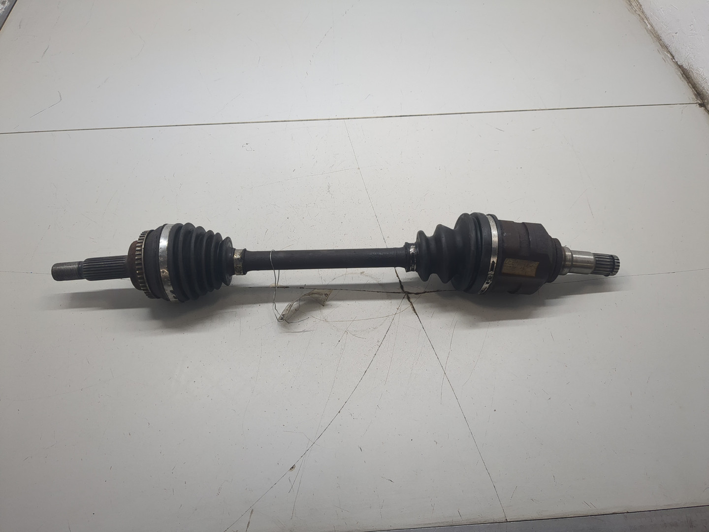 Полуось передняя левая