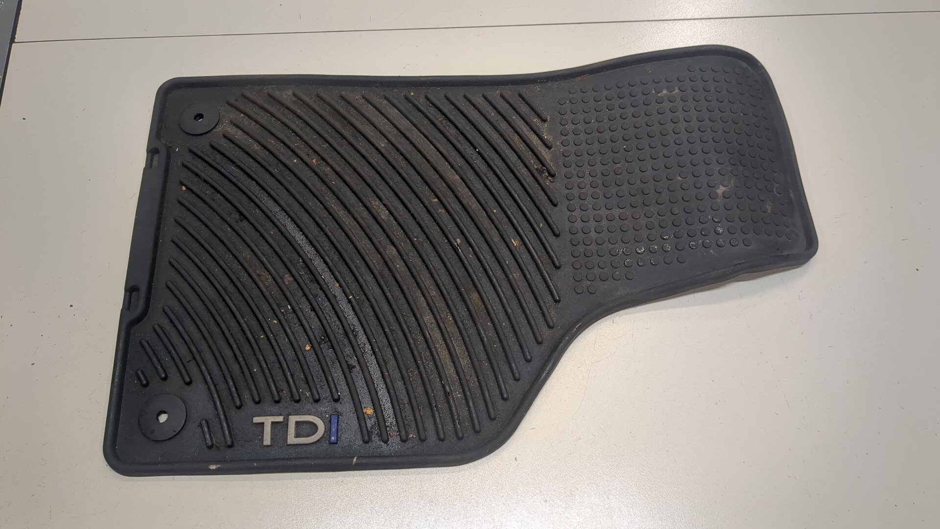 Покрытие напольное (ковролин)