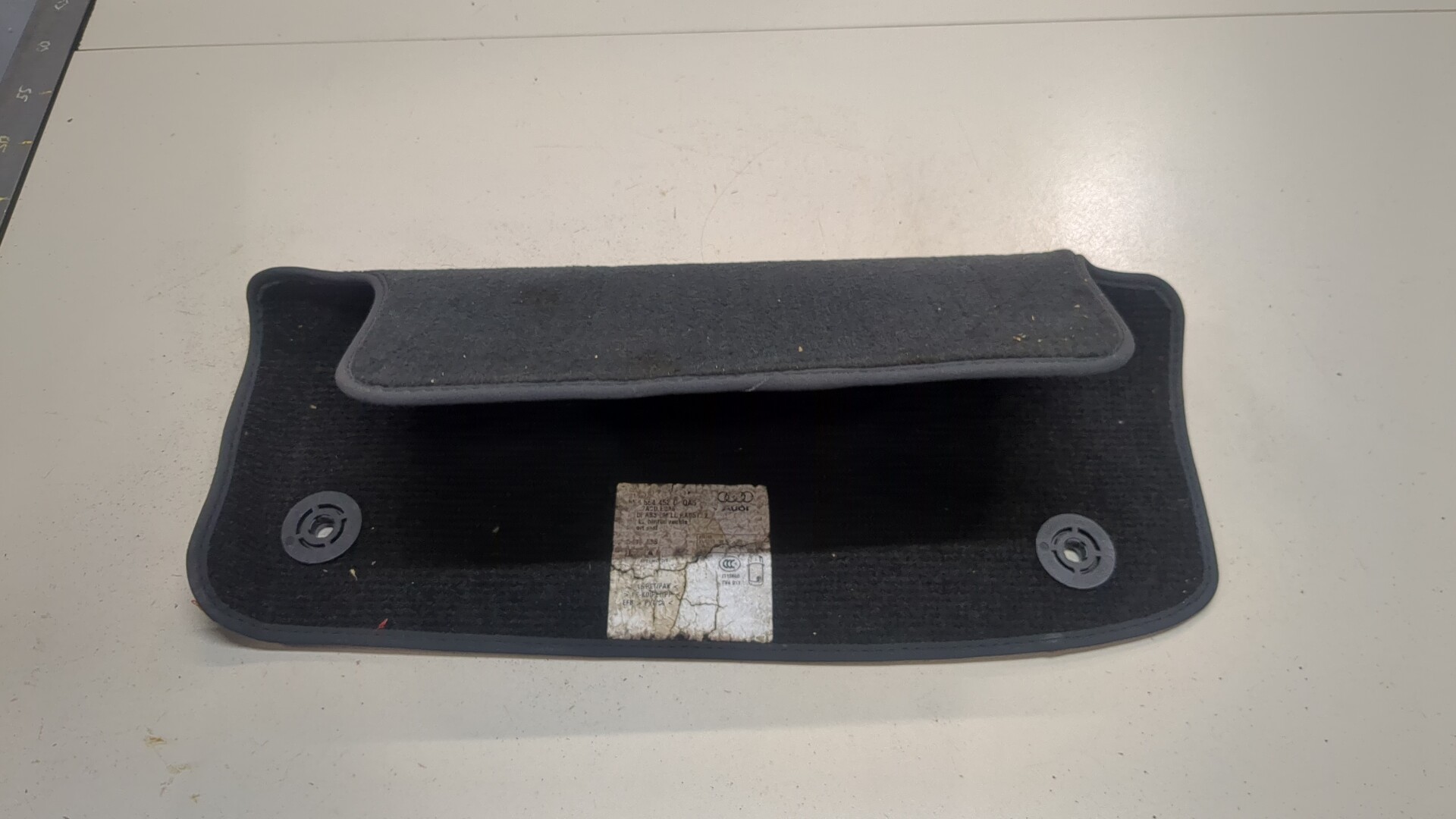 Покрытие напольное (ковролин)