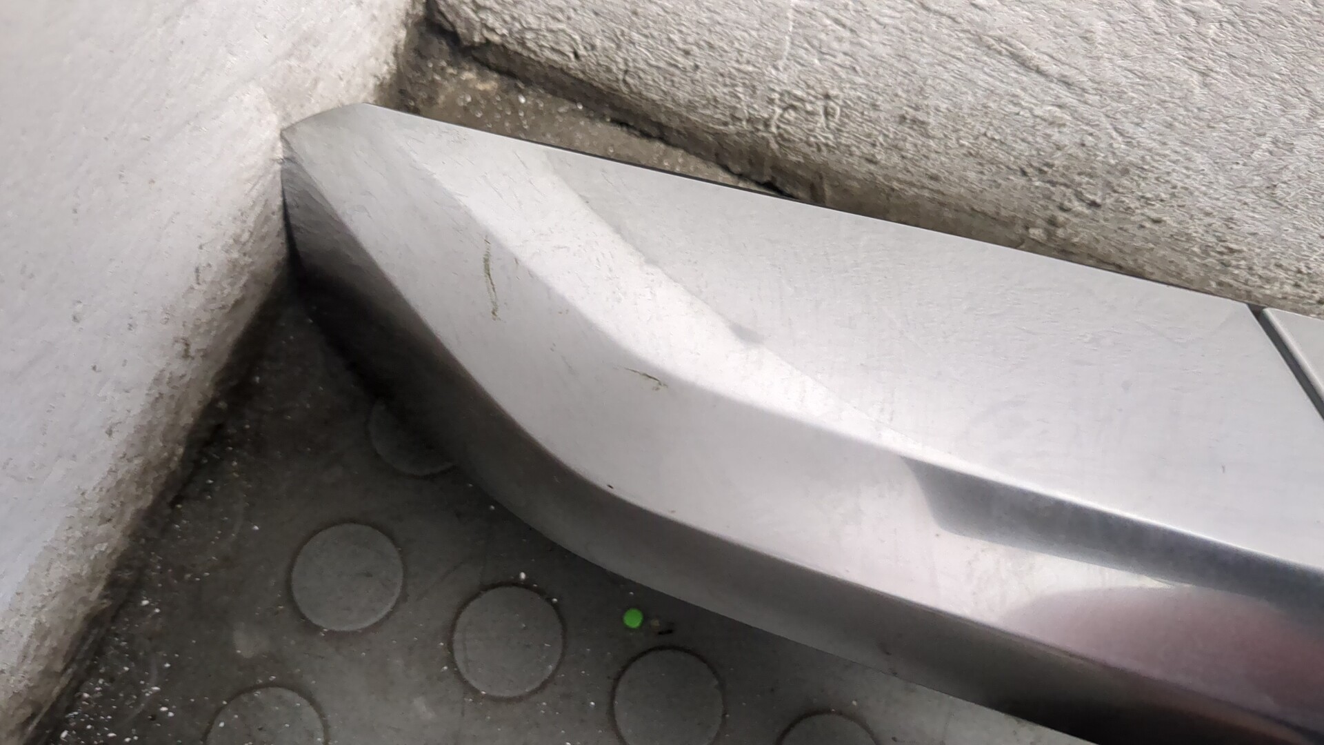 Рейлинг (релинг) левый (планка на крышу)