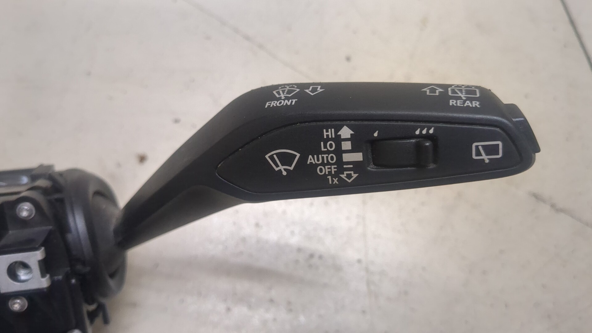 Переключатель подрулевой