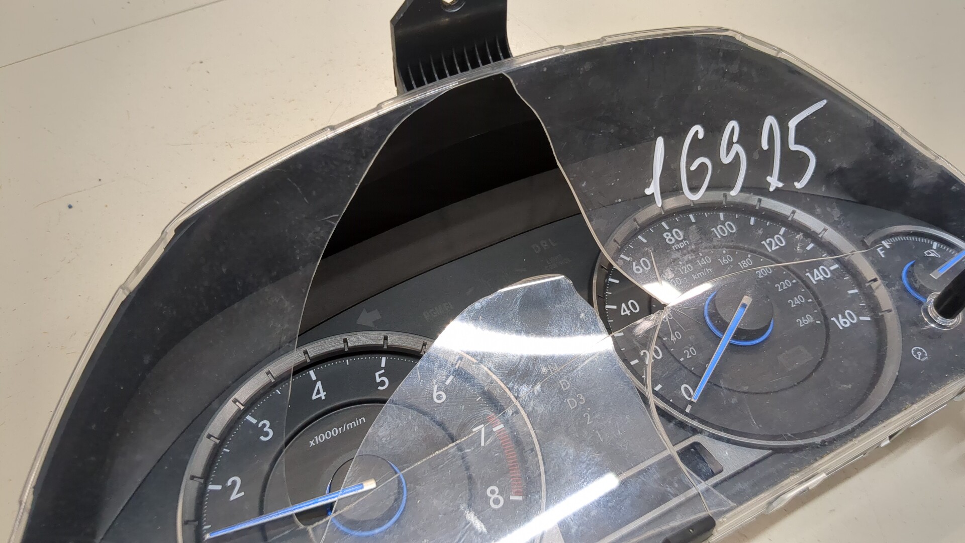 Панель приборов