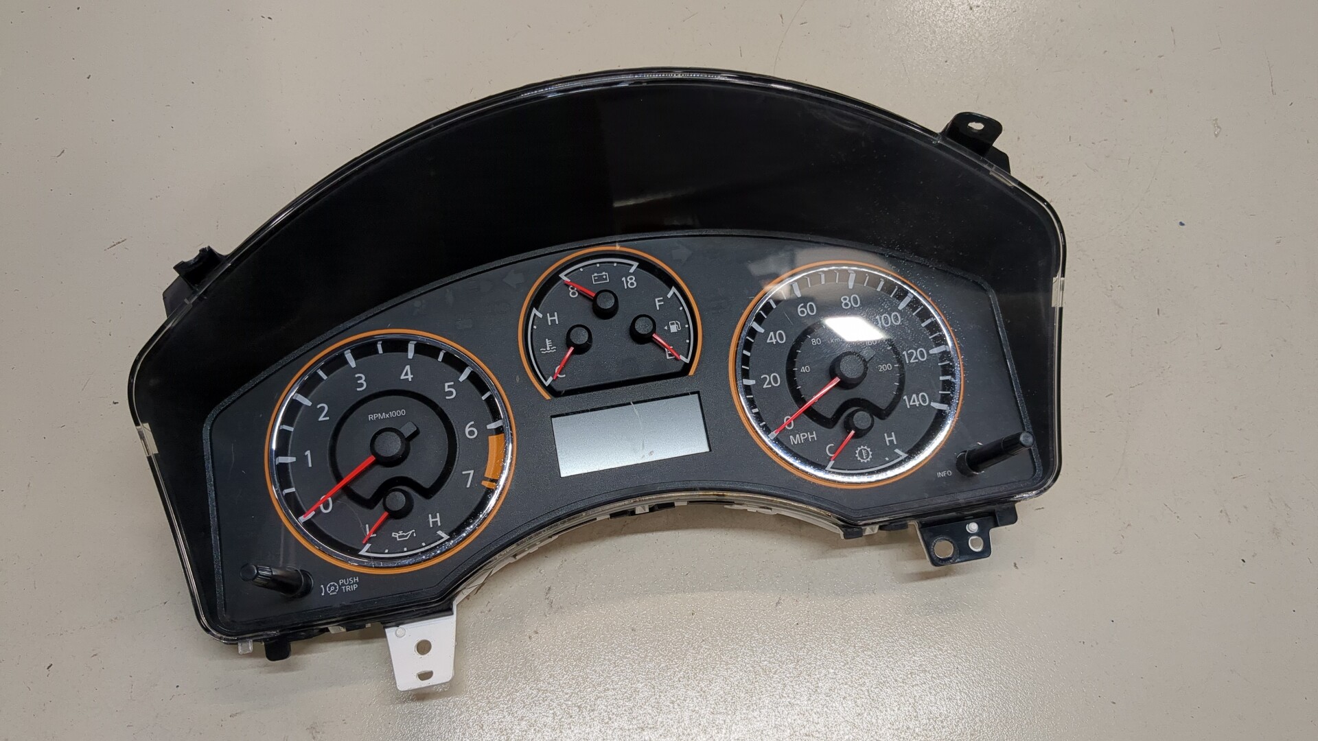 Панель приборов