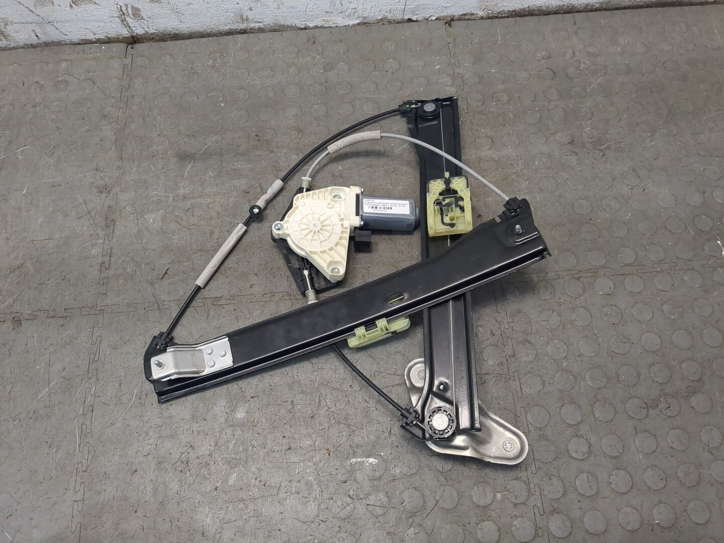 Стеклоподъемник электр. передний правый