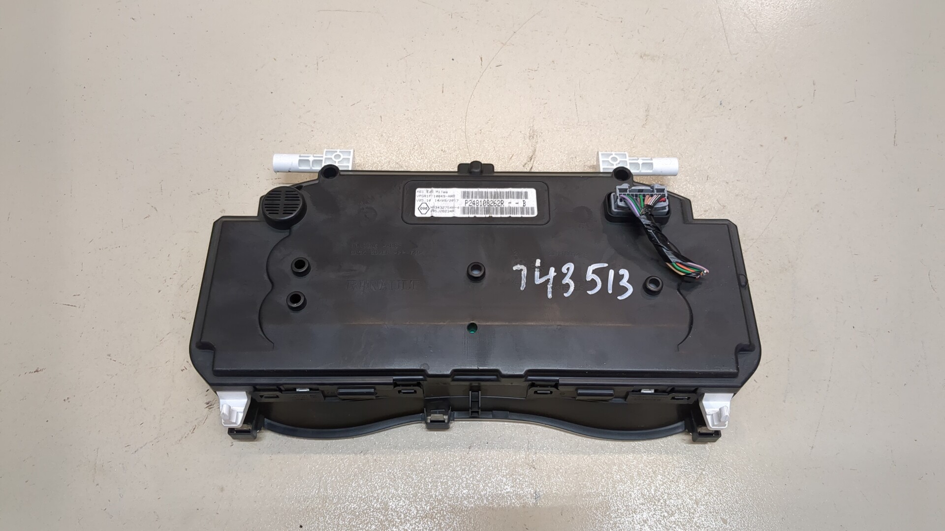 Панель приборов