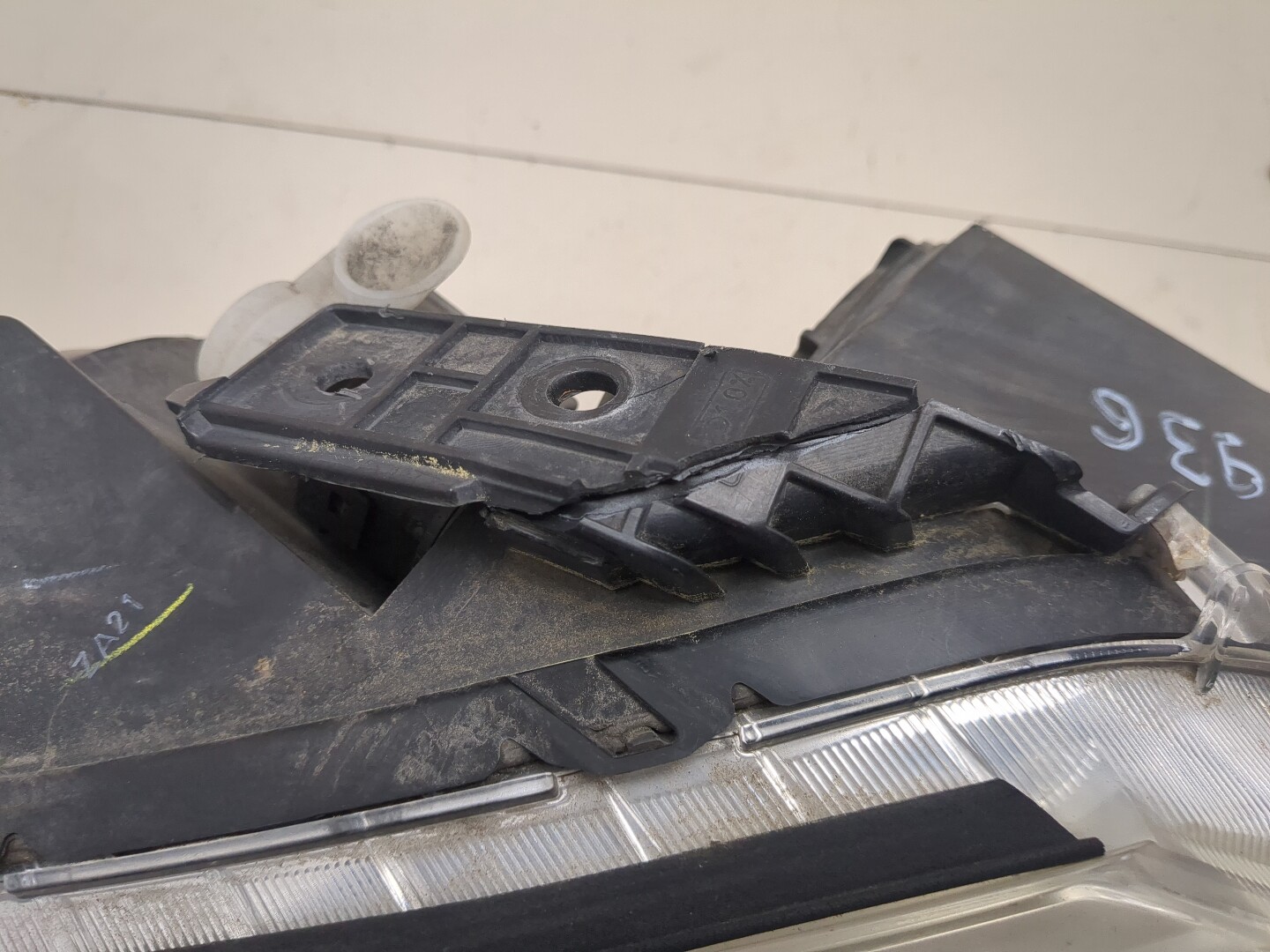 Фара правая