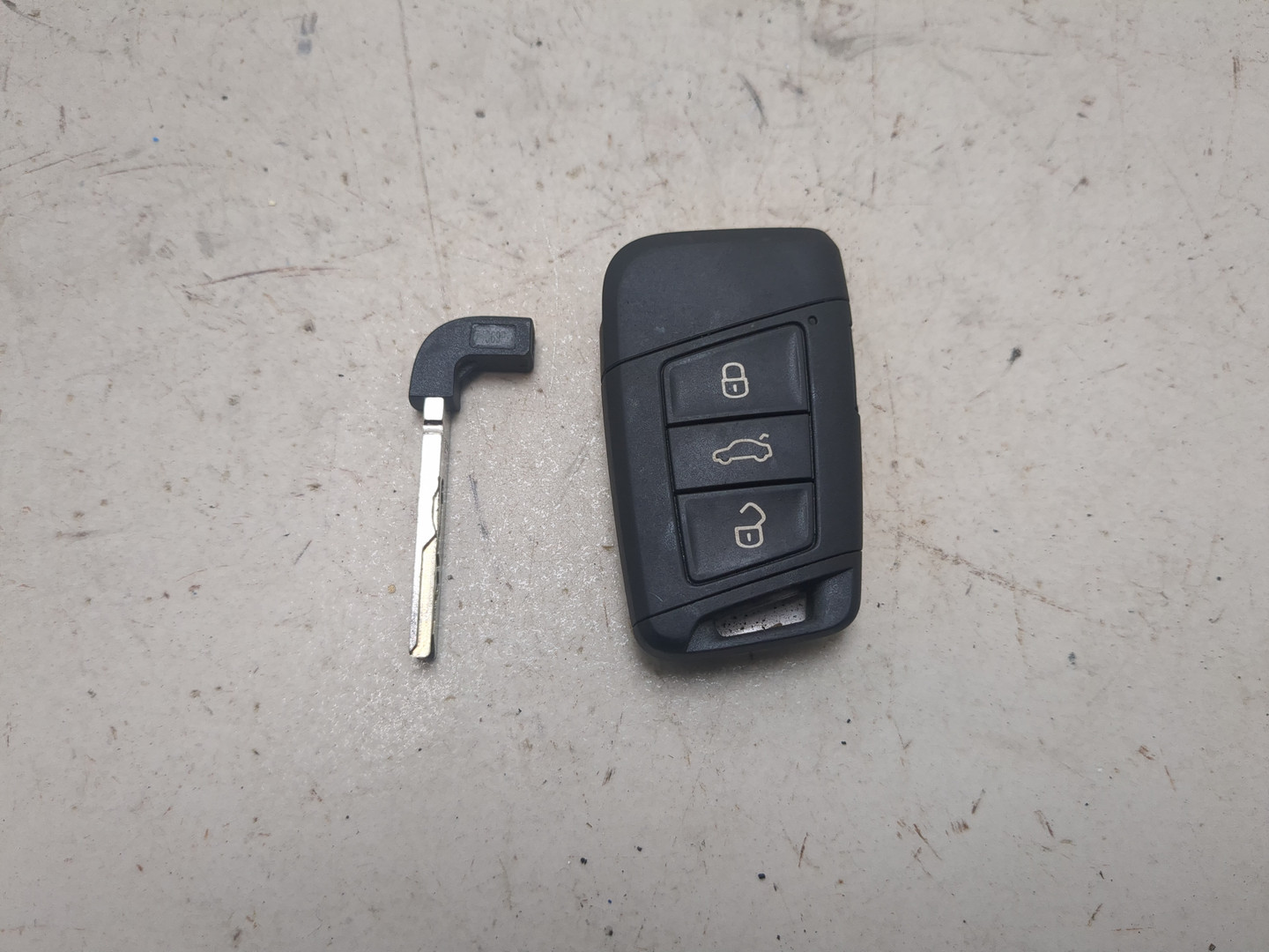 Ключ зажигания