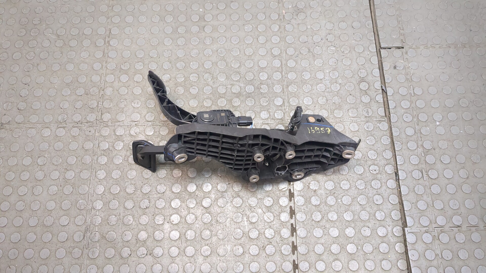 Блок педалей