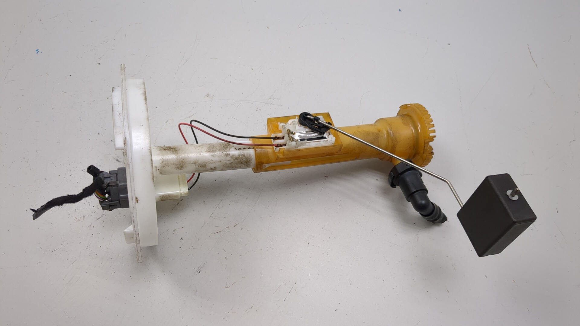 Датчик уровня топлива