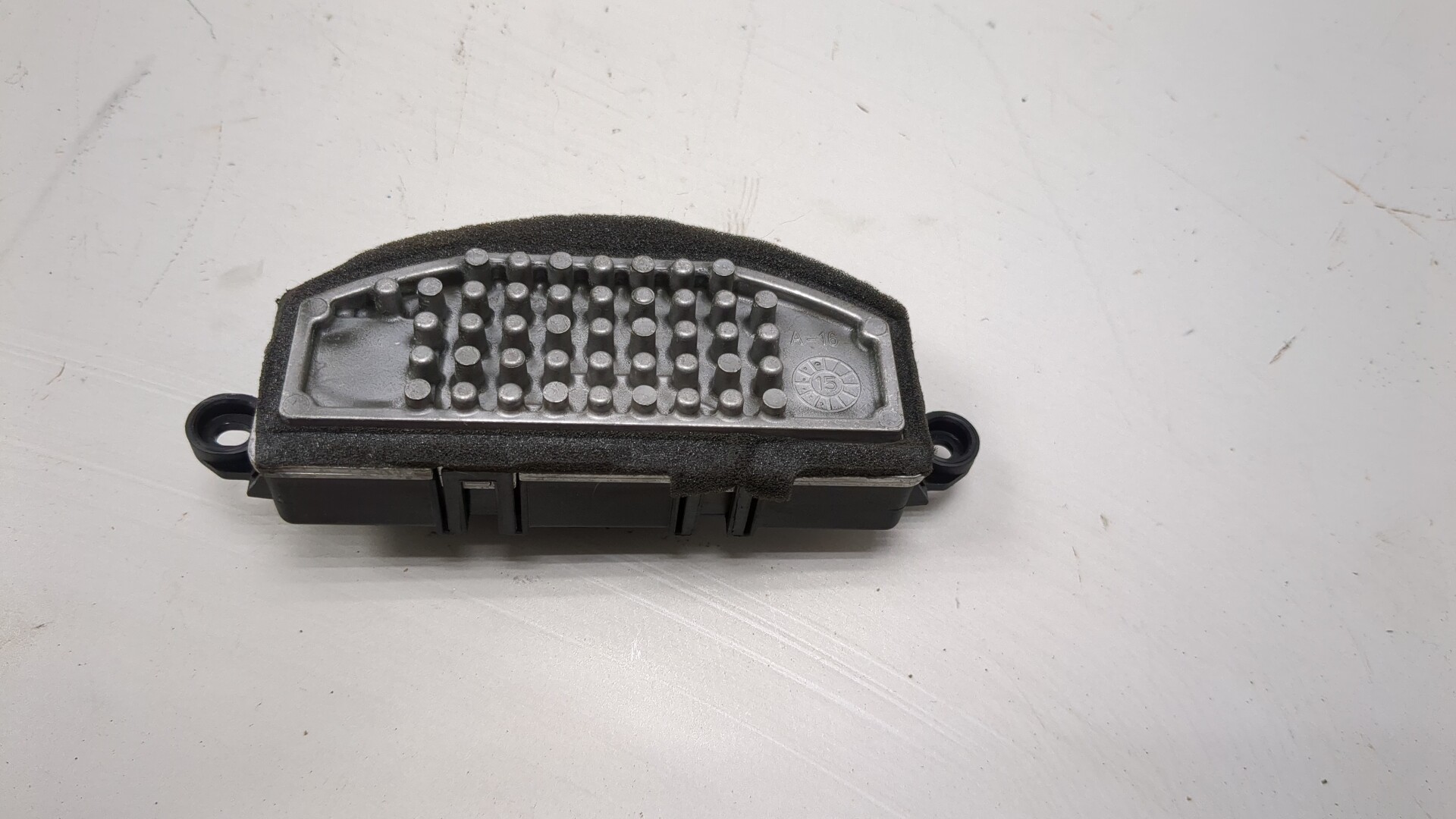 Резистор отопителя