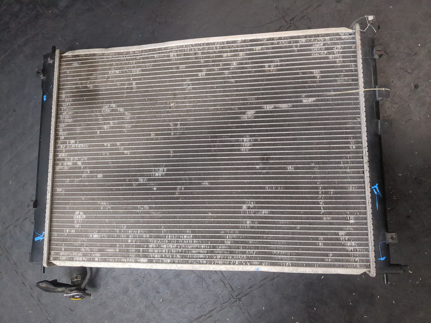 Радиатор охлаждения двигателя основной