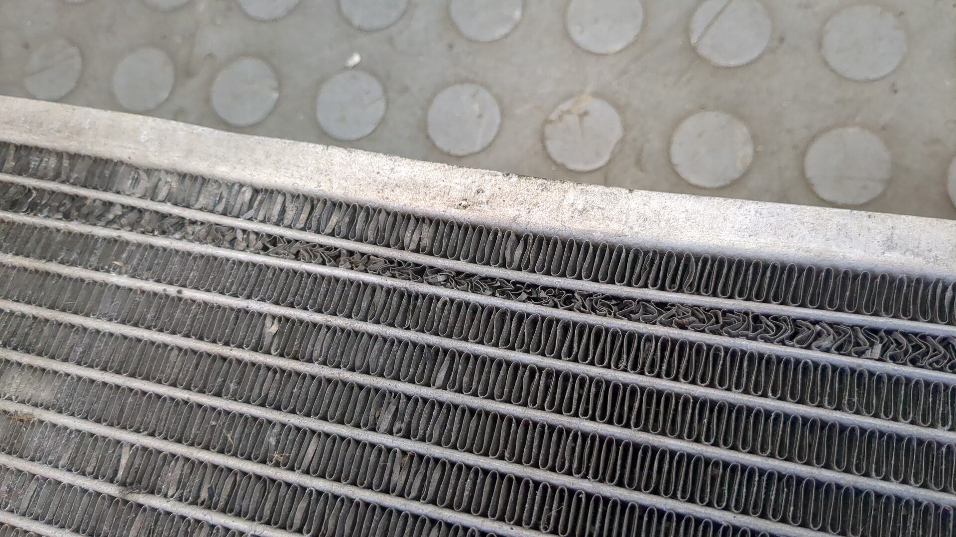 Радиатор охлаждения двигателя основной