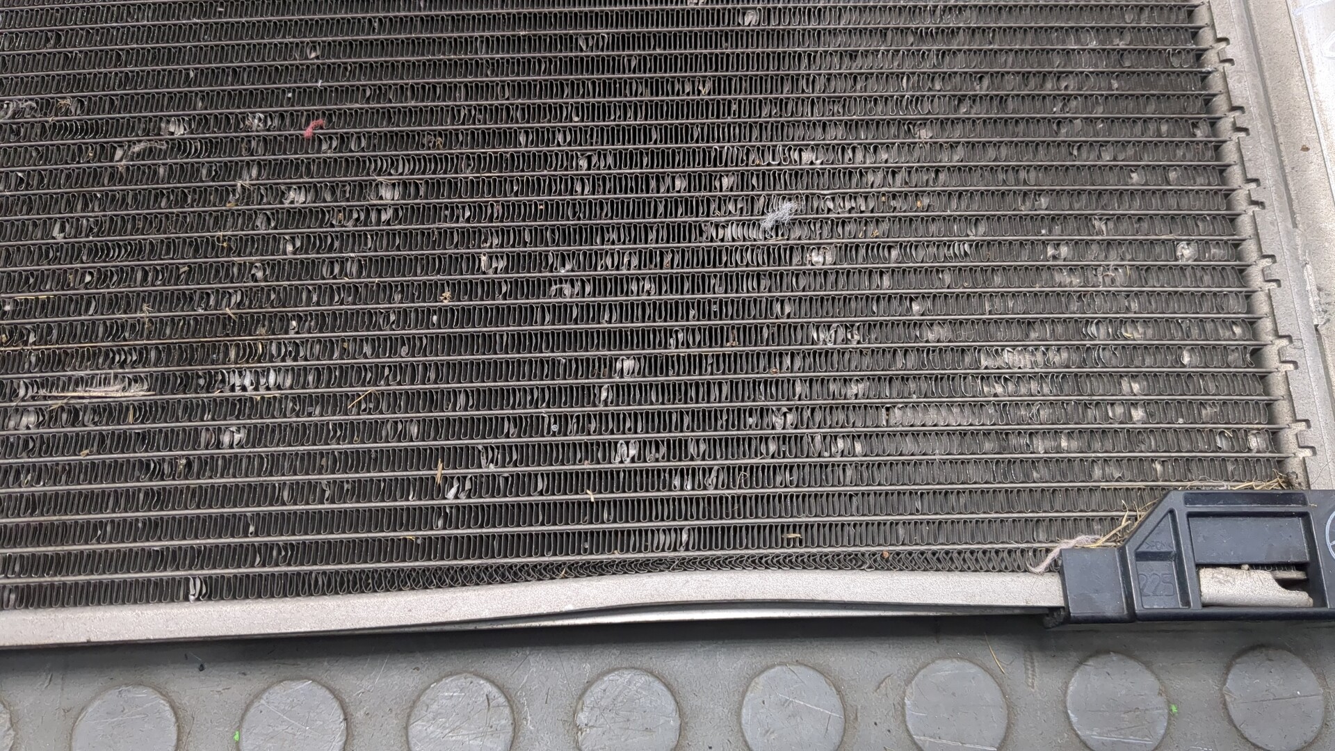 Радиатор кондиционера / конденсер