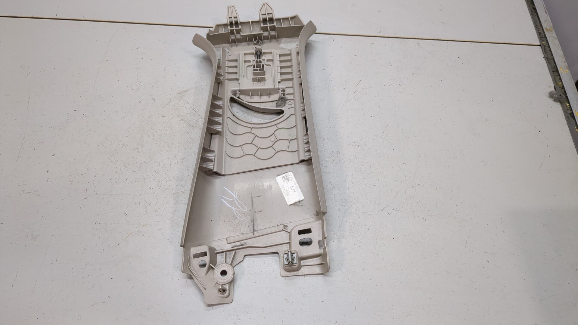 Обшивка стойки