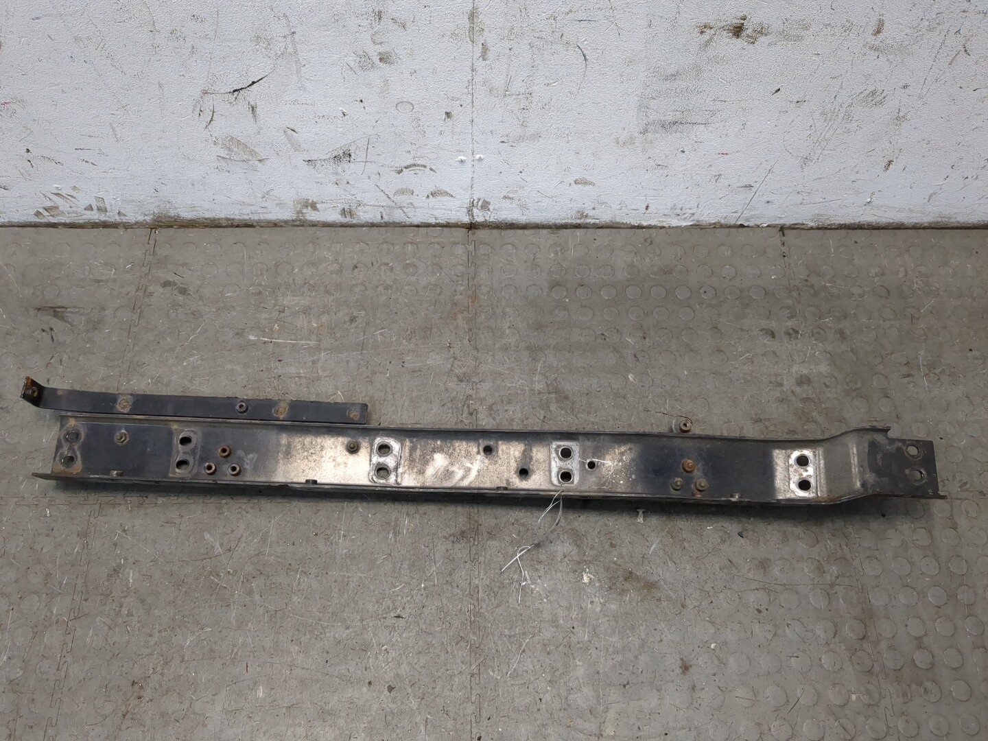 Кронштейн глушителя