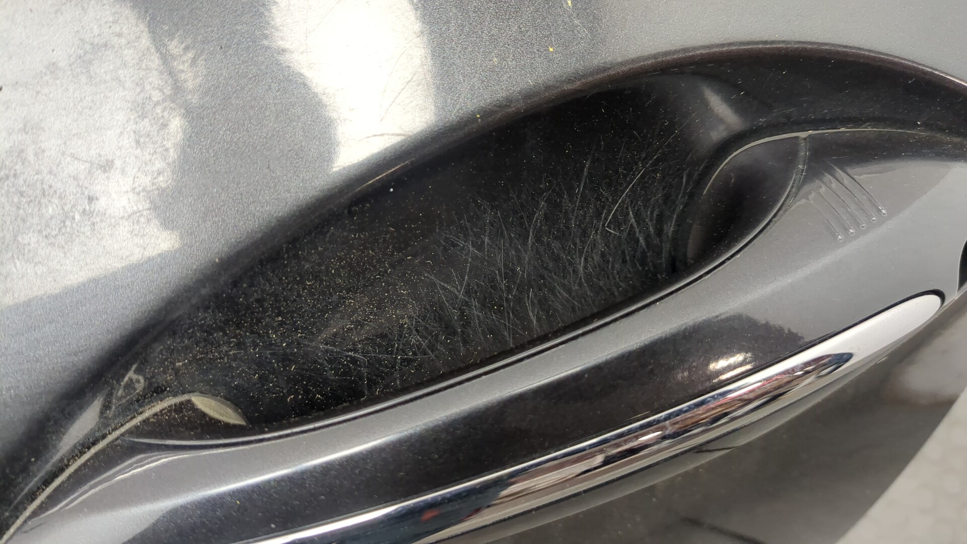 Дверь передняя левая