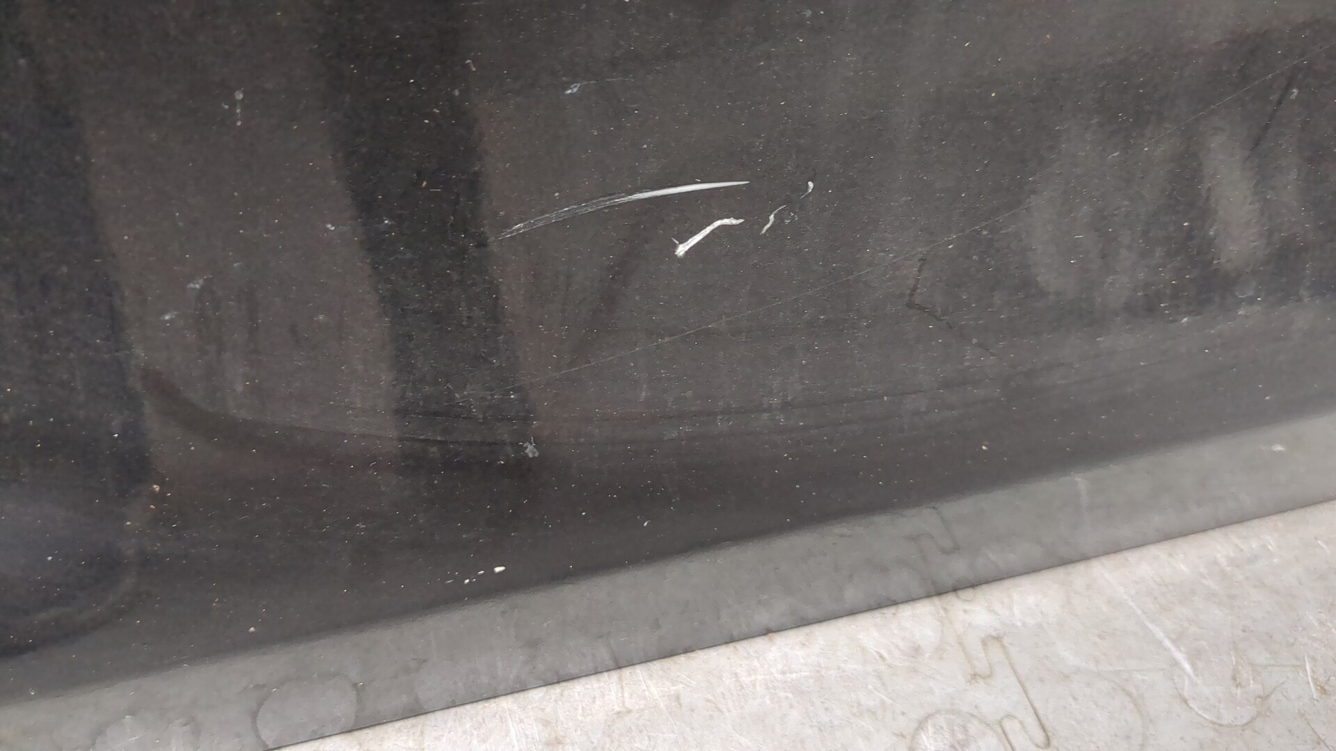 Дверь передняя левая