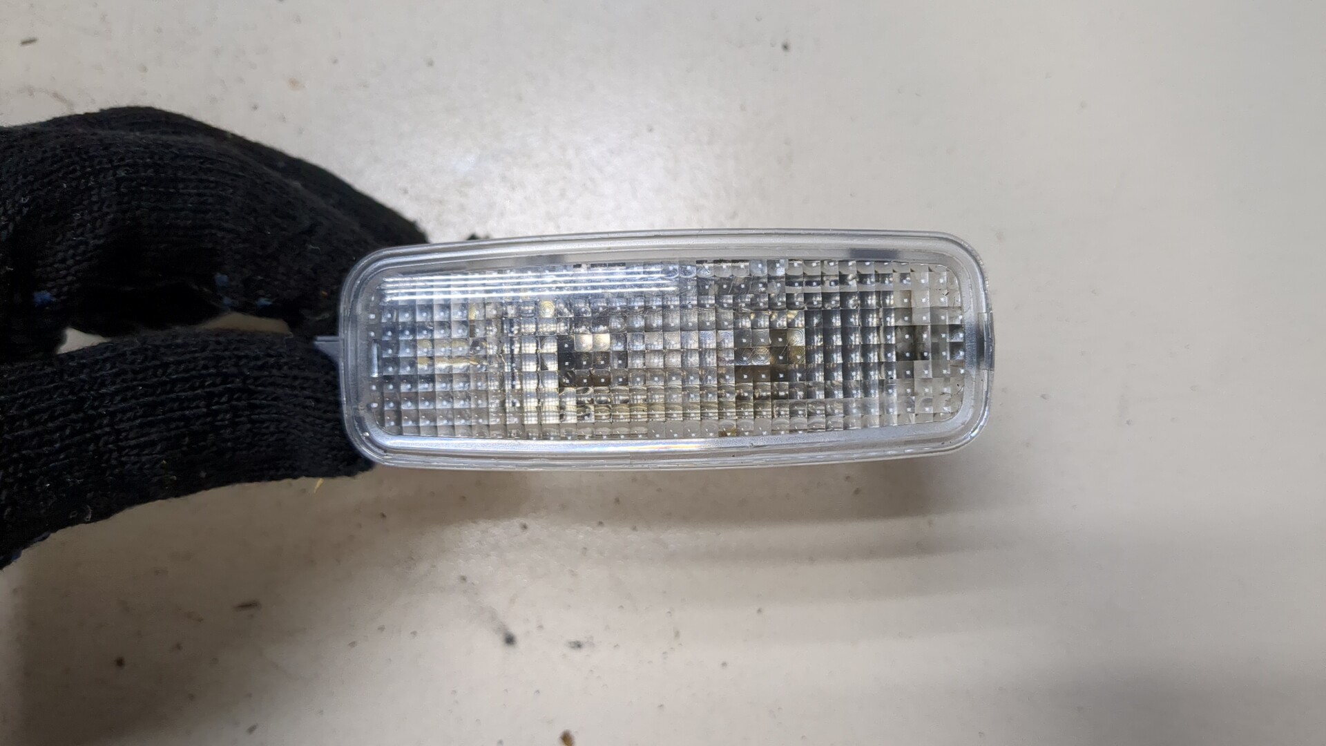 Плафон салонный